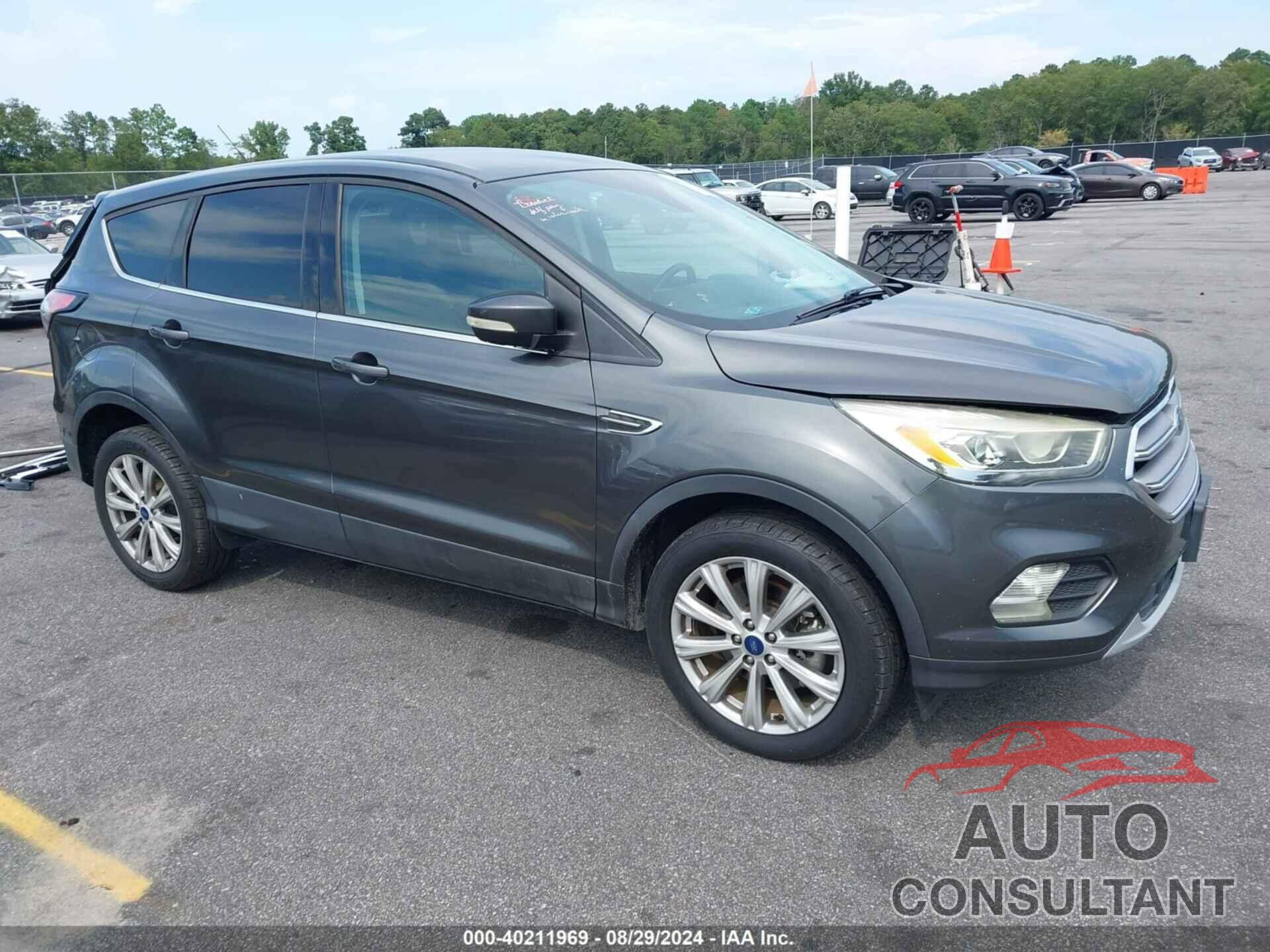 FORD ESCAPE 2017 - 1FMCU9JD7HUE50820