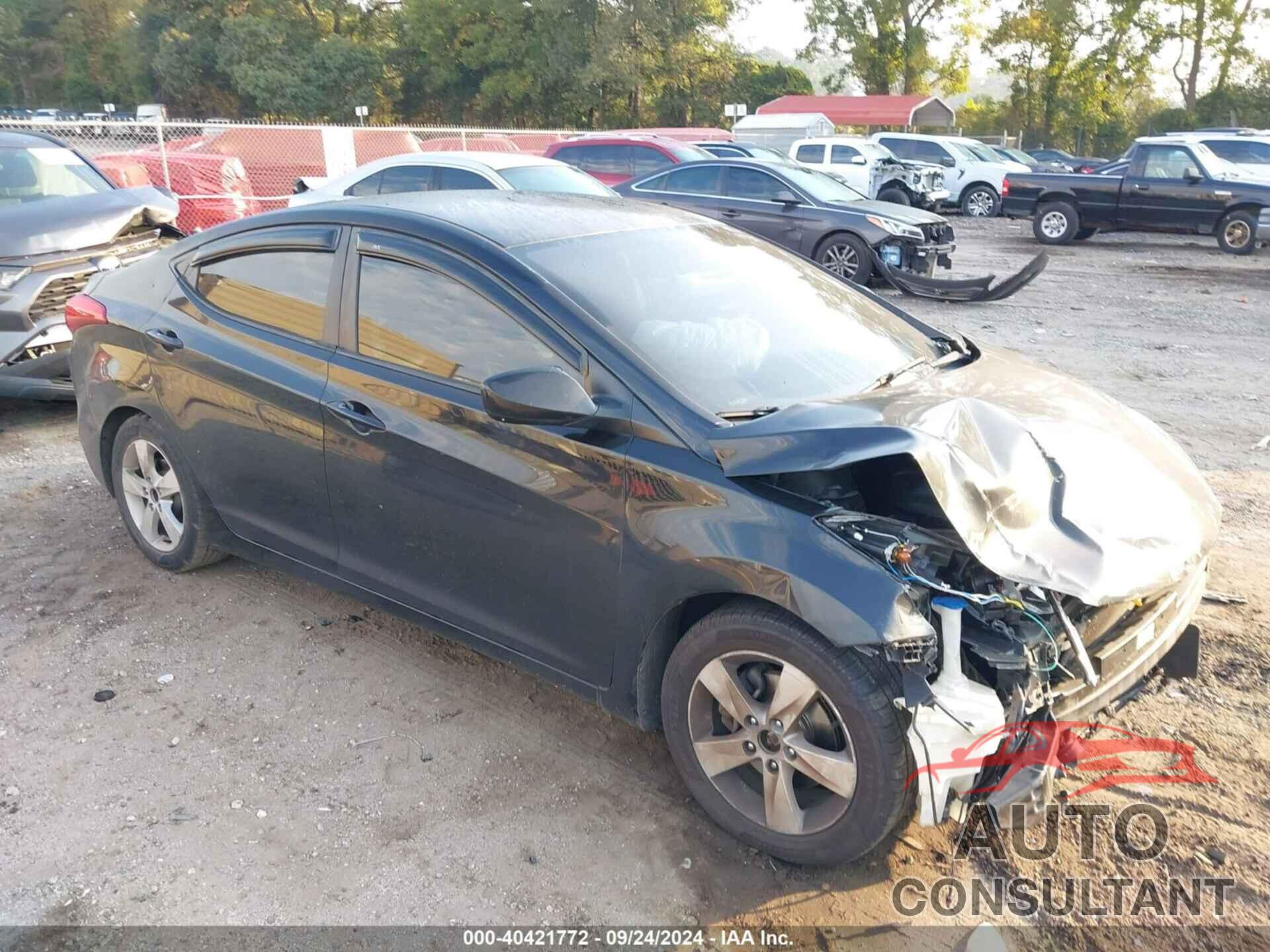 HYUNDAI ELANTRA 2012 - KMHDH4AE6CU341665