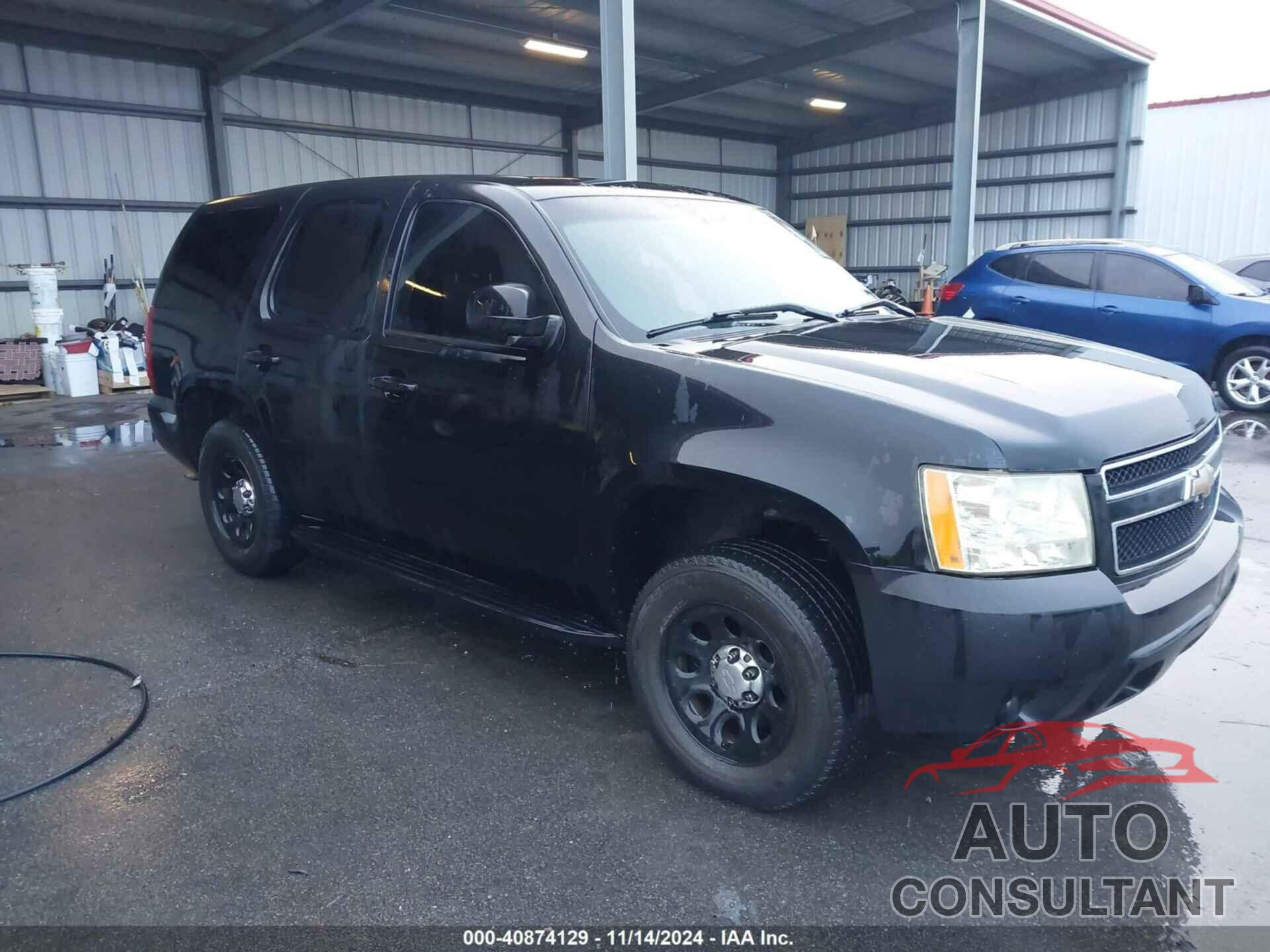 CHEVROLET TAHOE 2011 - 1GNLC2E08BR173523