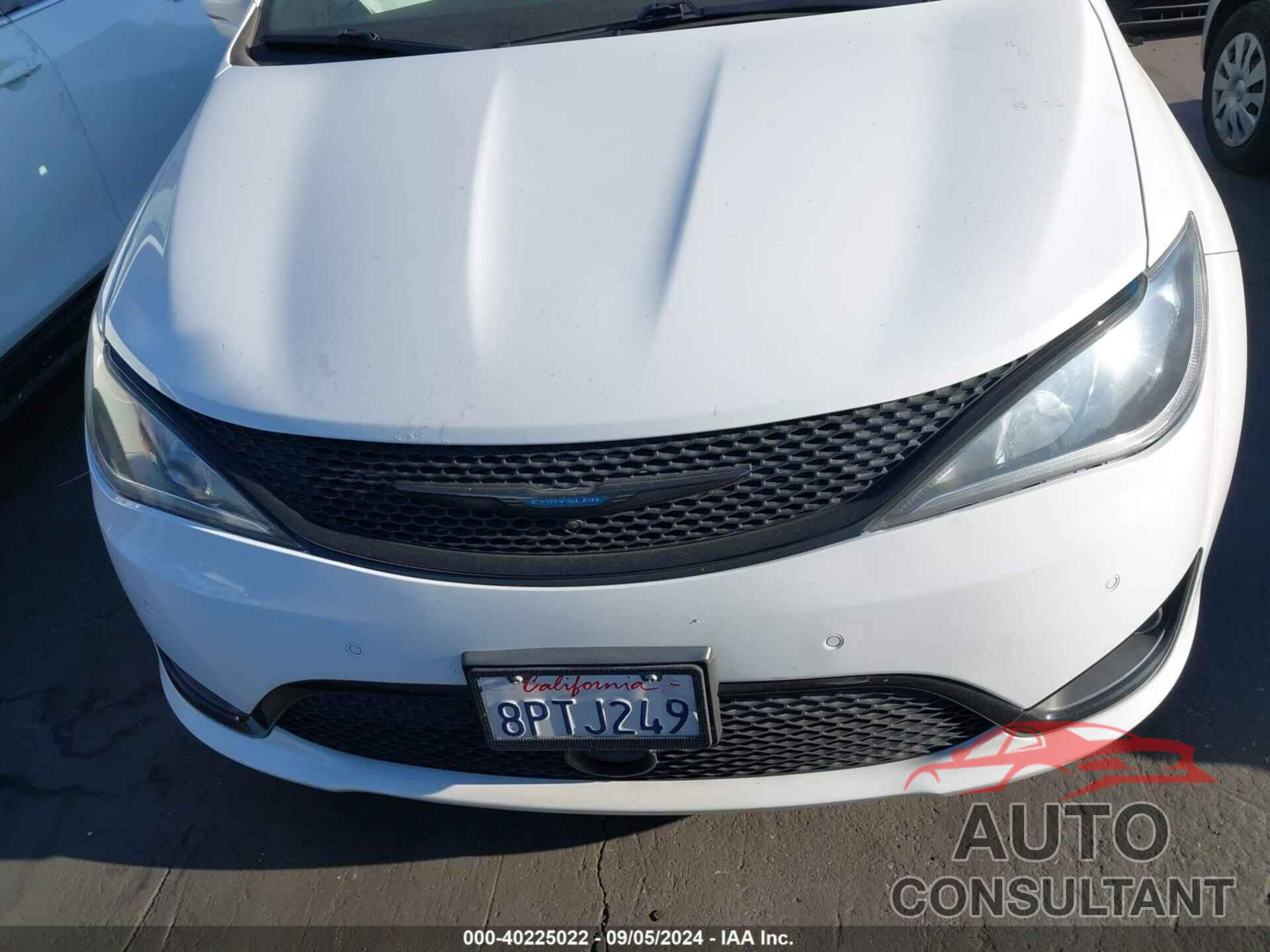 CHRYSLER PACIFICA HYBRID 2020 - 2C4RC1N7XLR134454