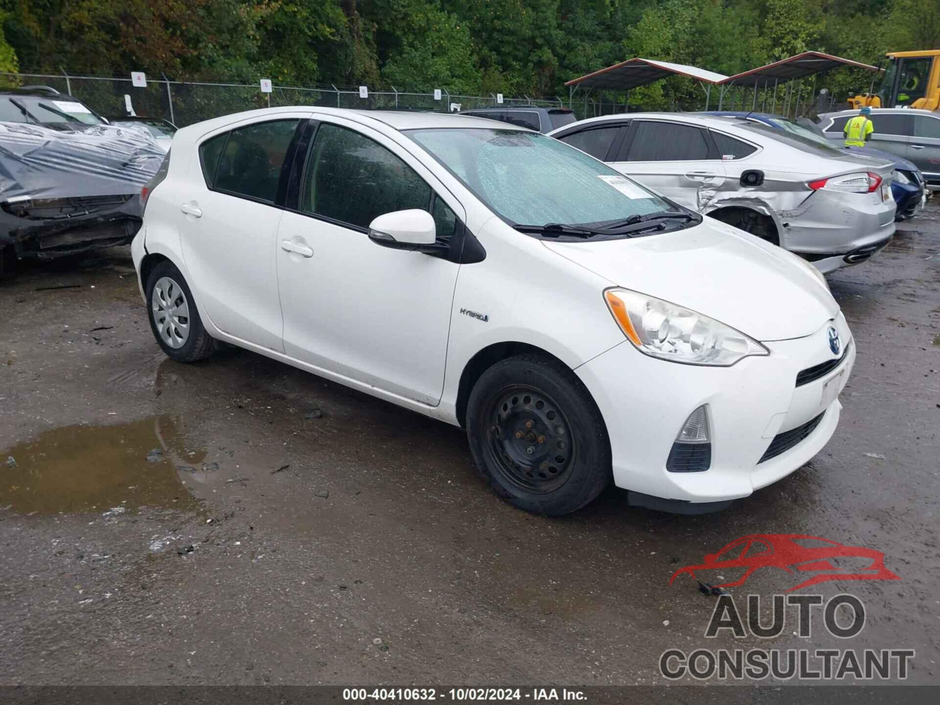 TOYOTA PRIUS C 2013 - JTDKDTB32D1050100