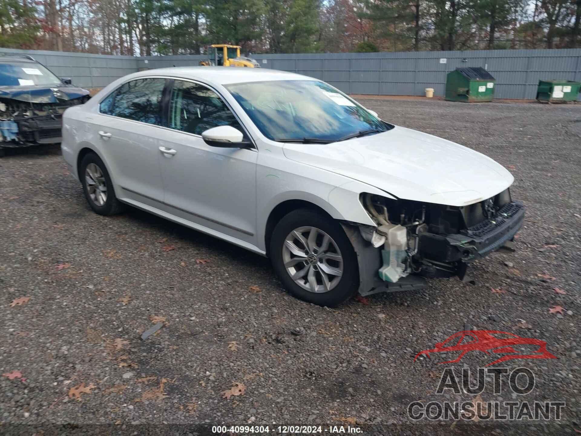 VOLKSWAGEN PASSAT 2017 - 1VWAT7A39HC014774