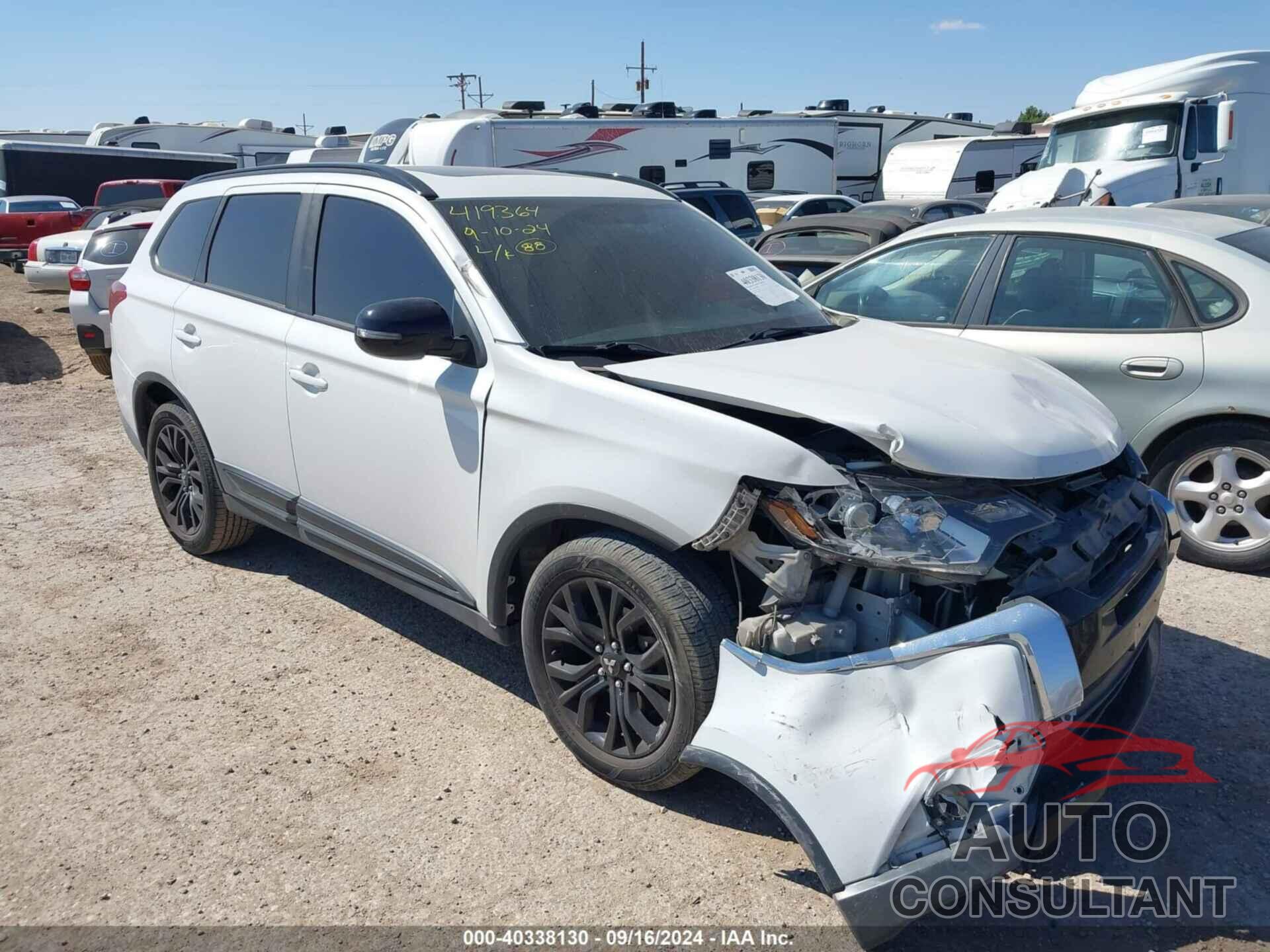MITSUBISHI OUTLANDER 2018 - JA4AD3A34JZ030712