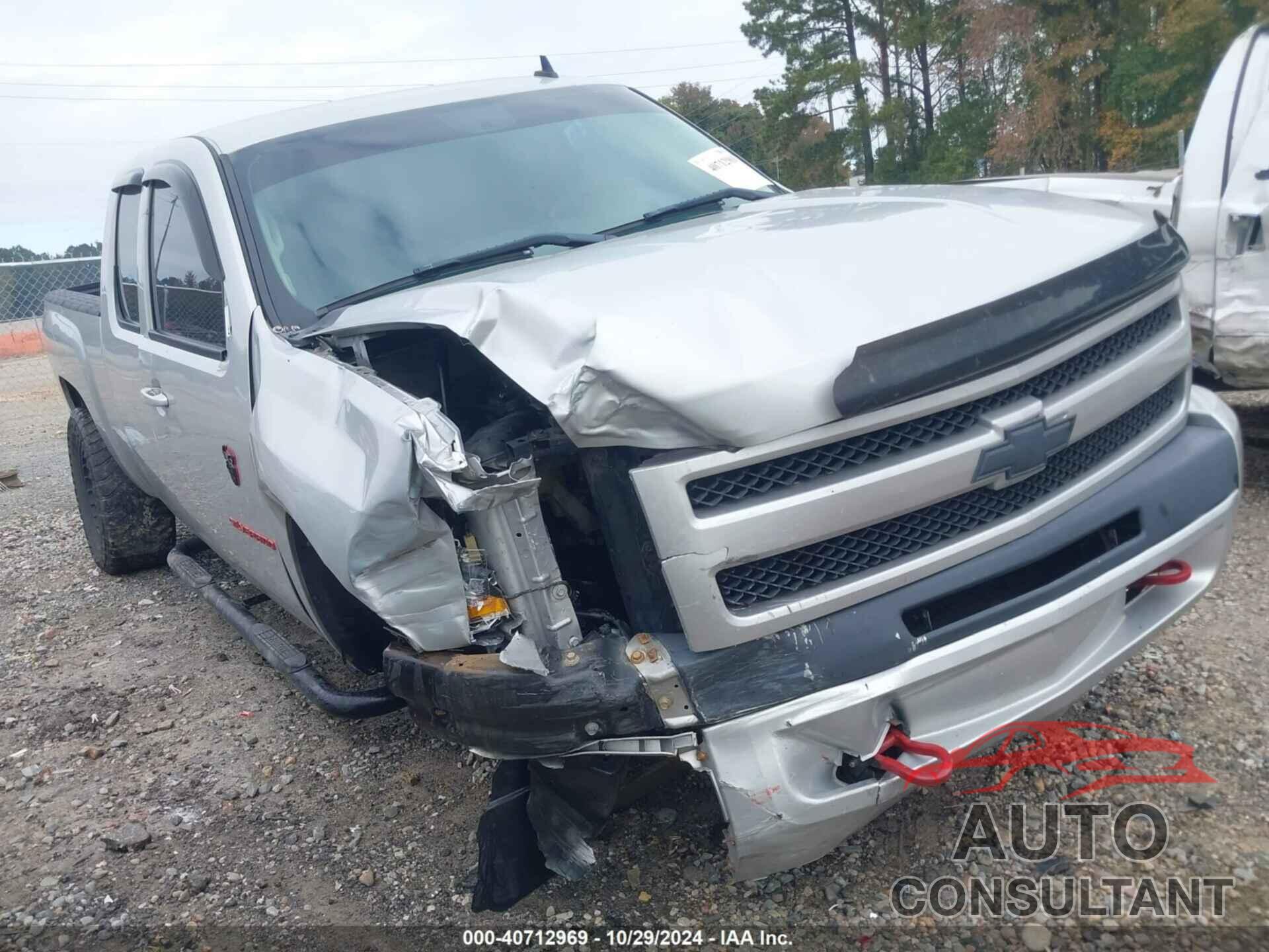 CHEVROLET SILVERADO 1500 2011 - 1GCRKSE36BZ152315