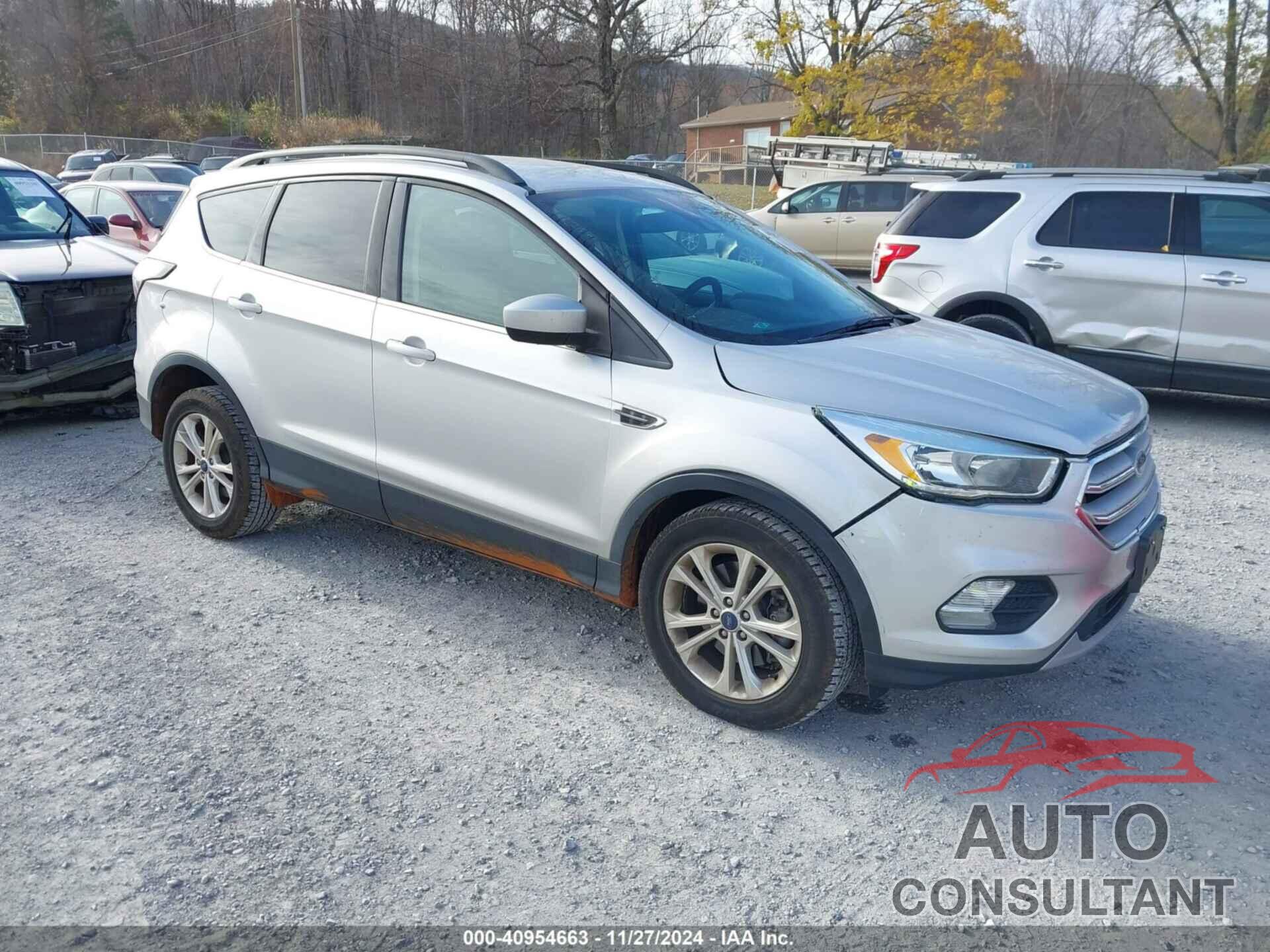 FORD ESCAPE 2018 - 1FMCU9GD5JUA04923