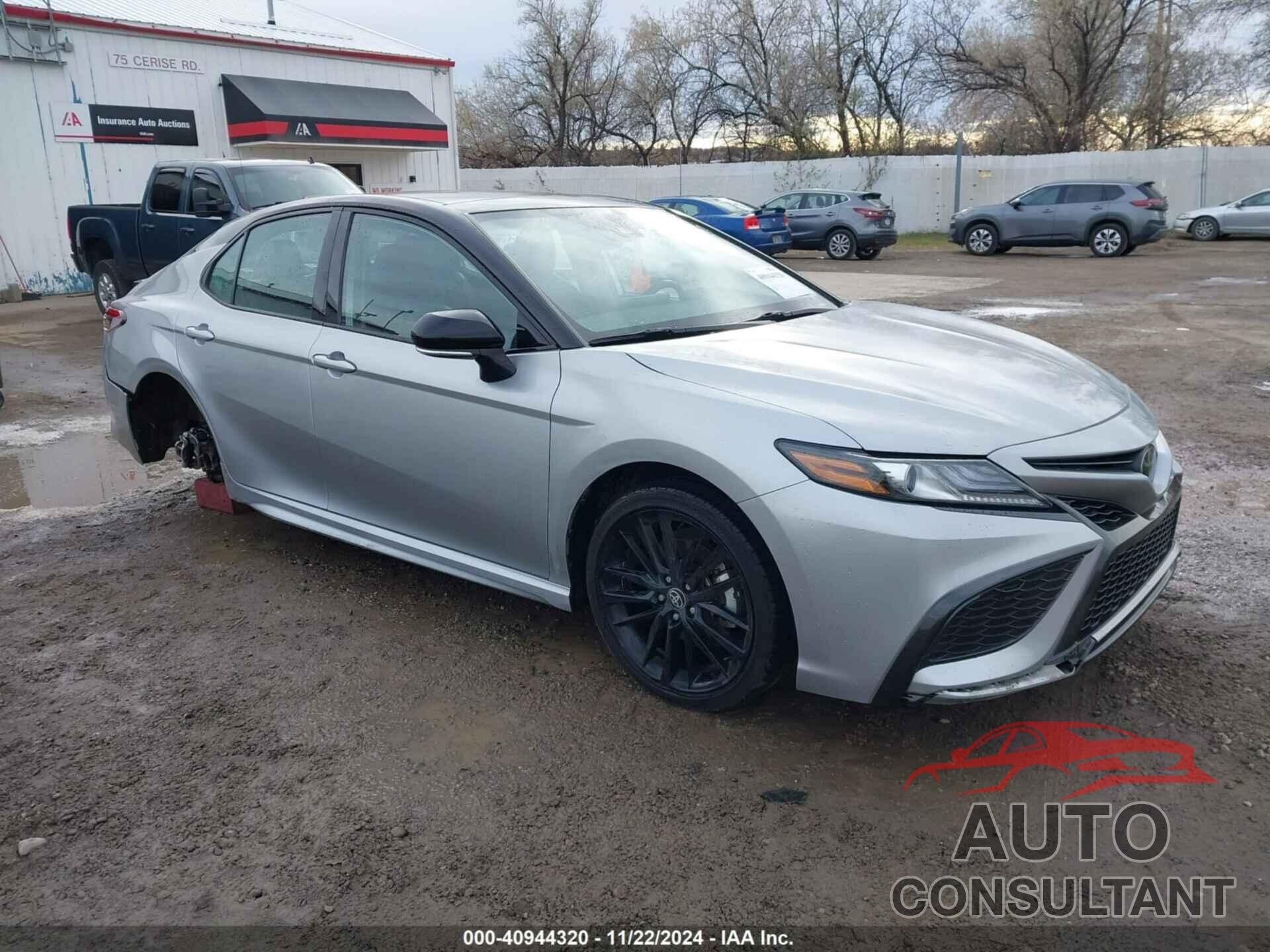 TOYOTA CAMRY 2023 - 4T1K61AK0PU124636