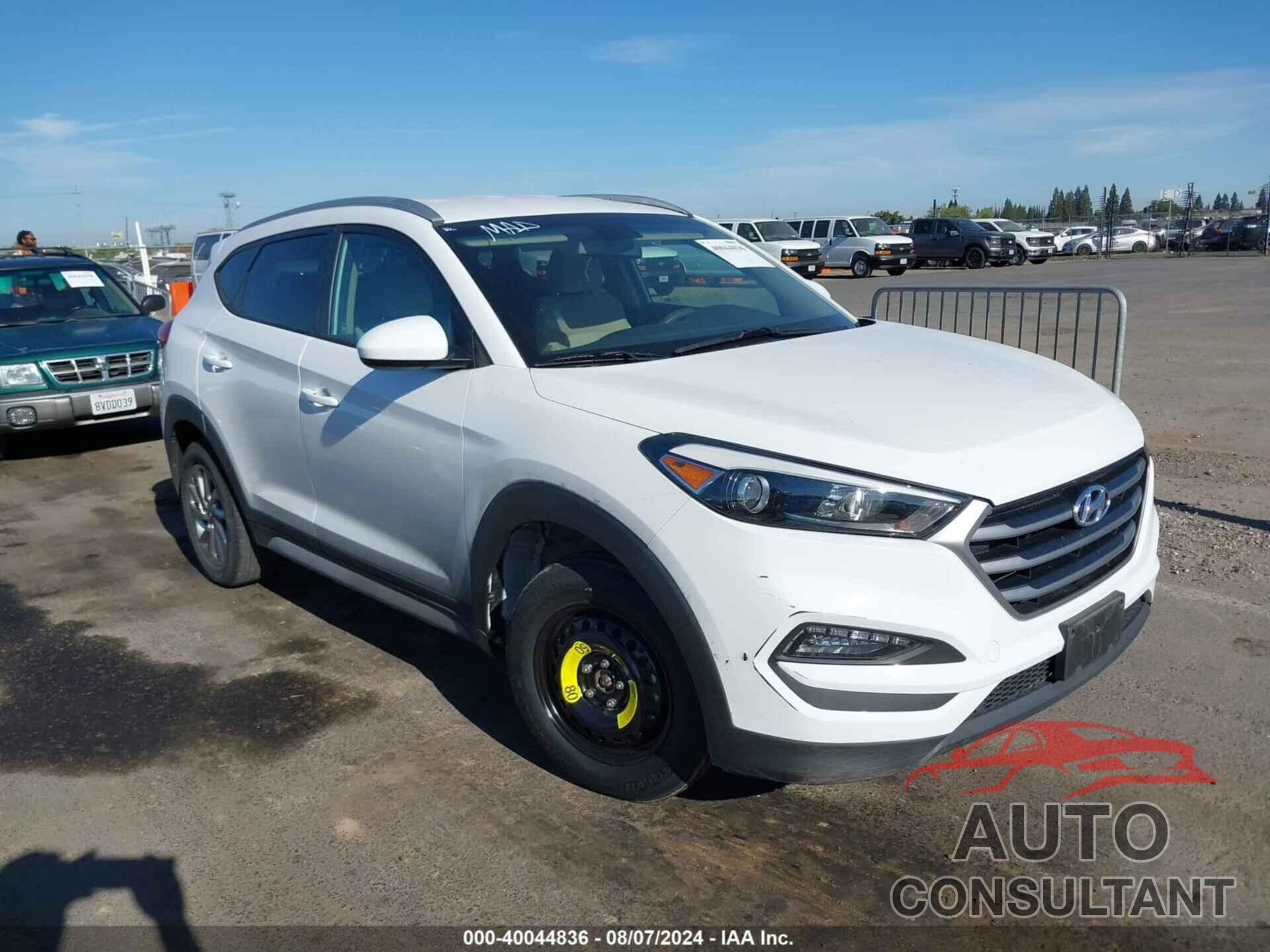 HYUNDAI TUCSON 2018 - KM8J33A4XJU767617