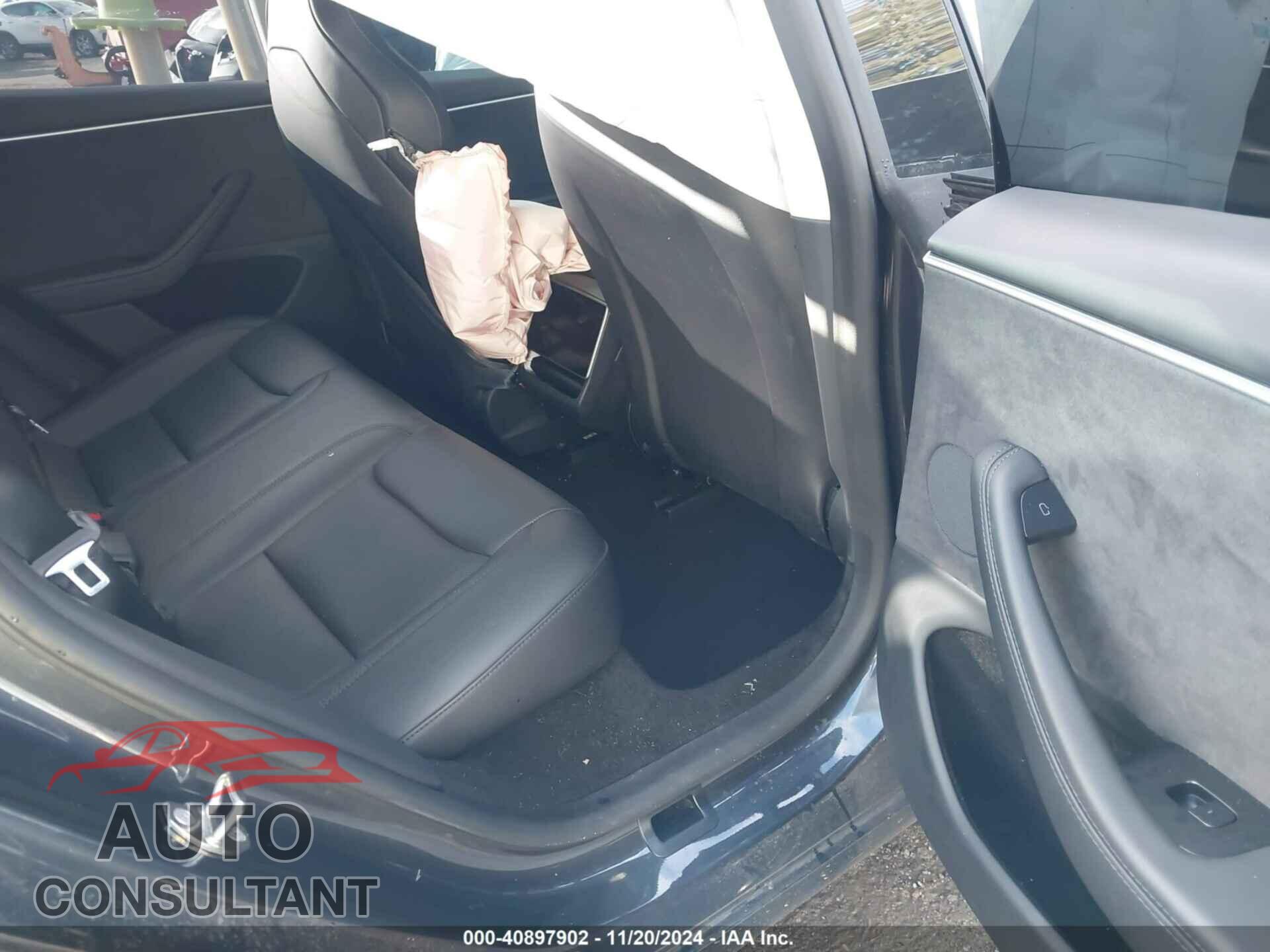 TESLA MODEL 3 2024 - 5YJ3E1ET2RF796238
