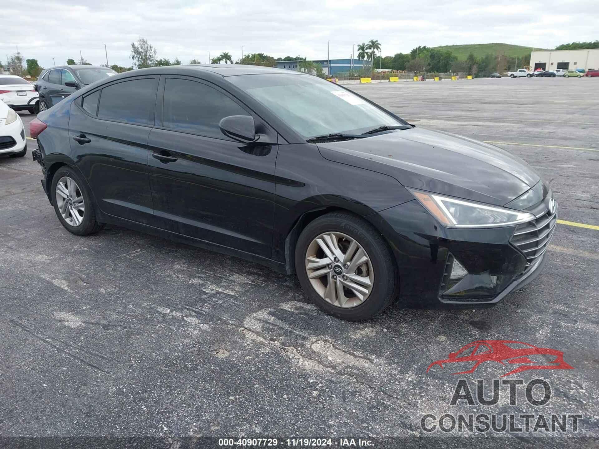 HYUNDAI ELANTRA 2020 - KMHD84LF9LU927802