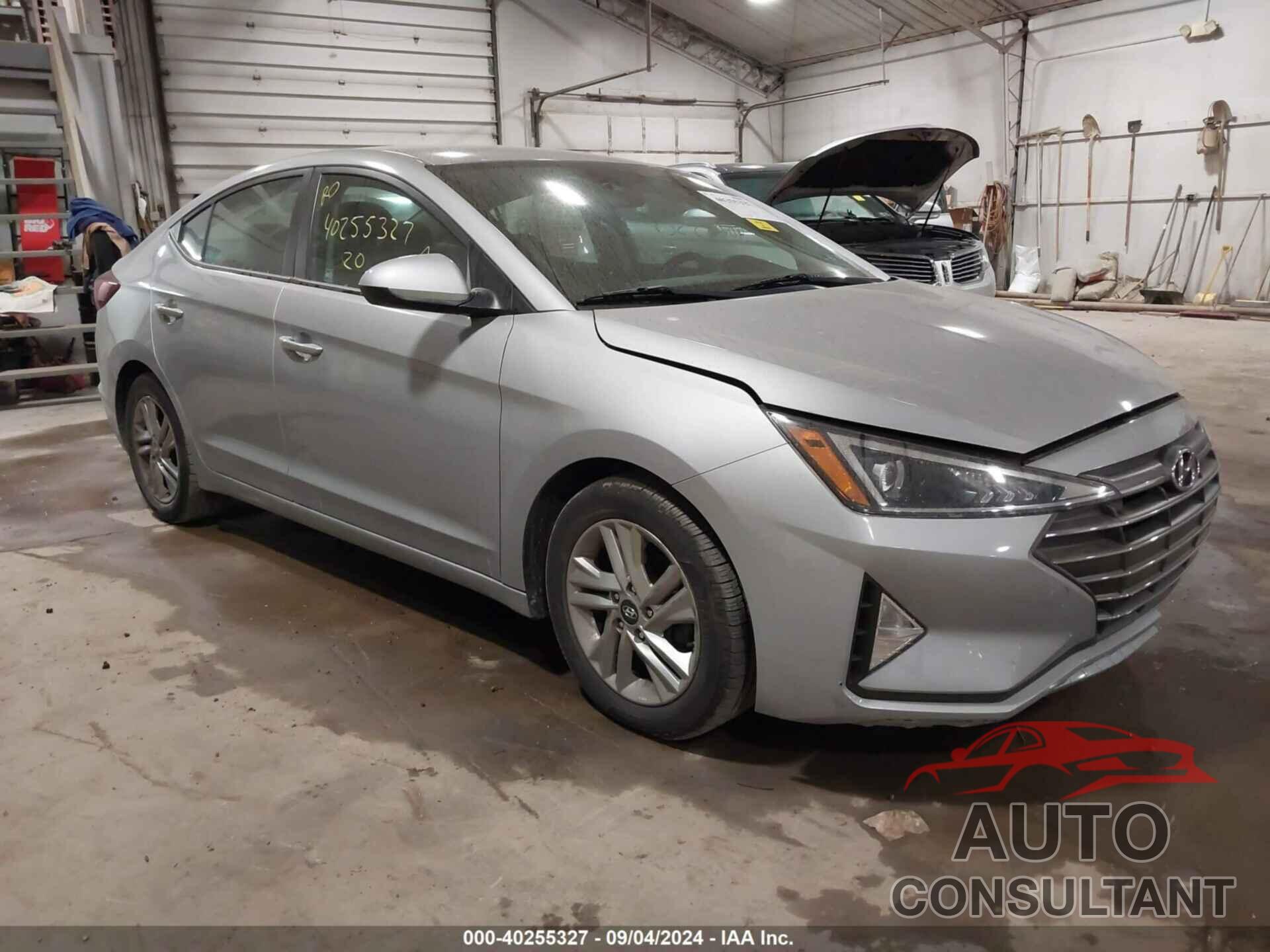 HYUNDAI ELANTRA 2020 - KMHD84LF6LU064022