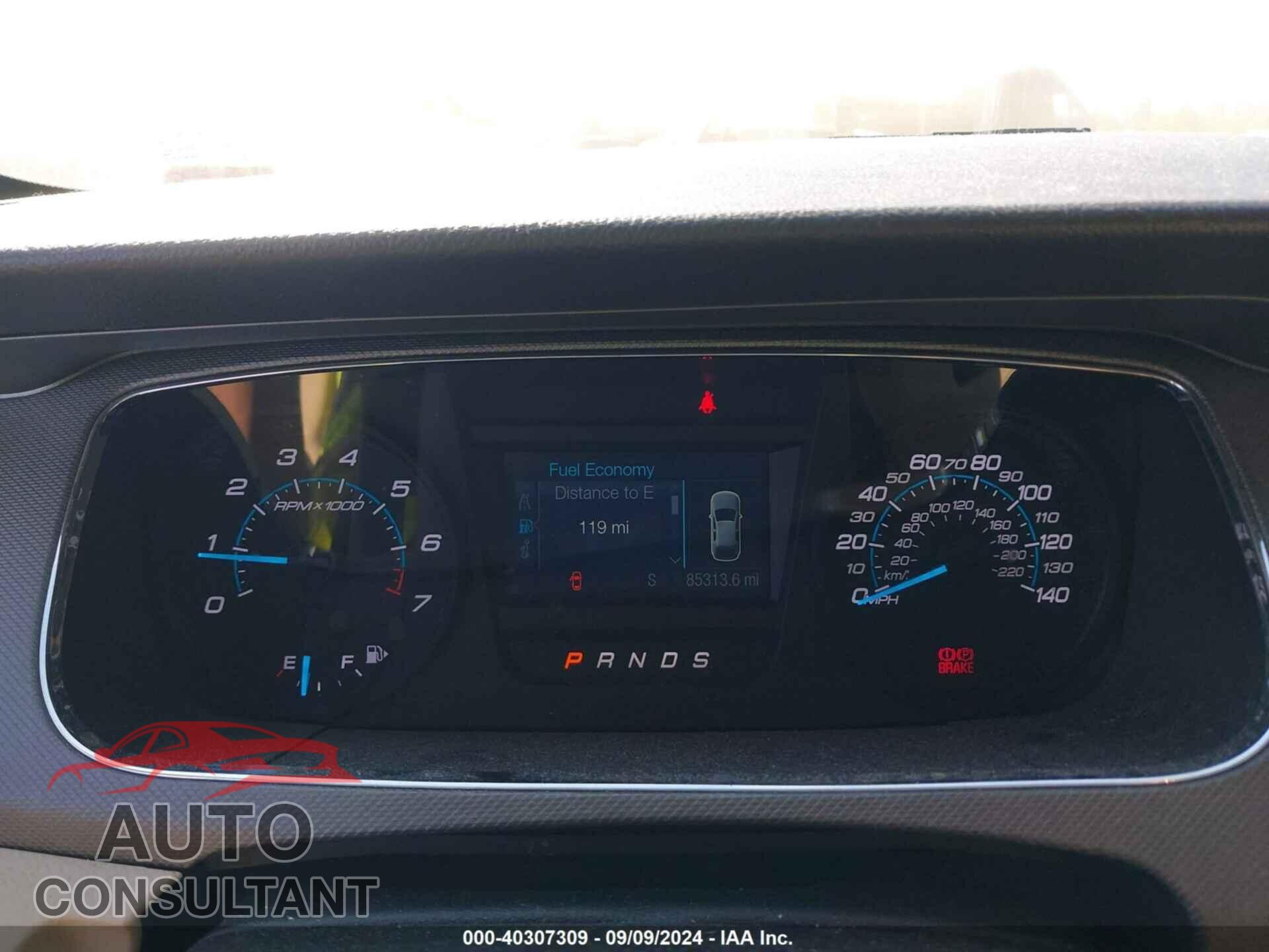 FORD TAURUS 2017 - 1FAHP2D85HG122811