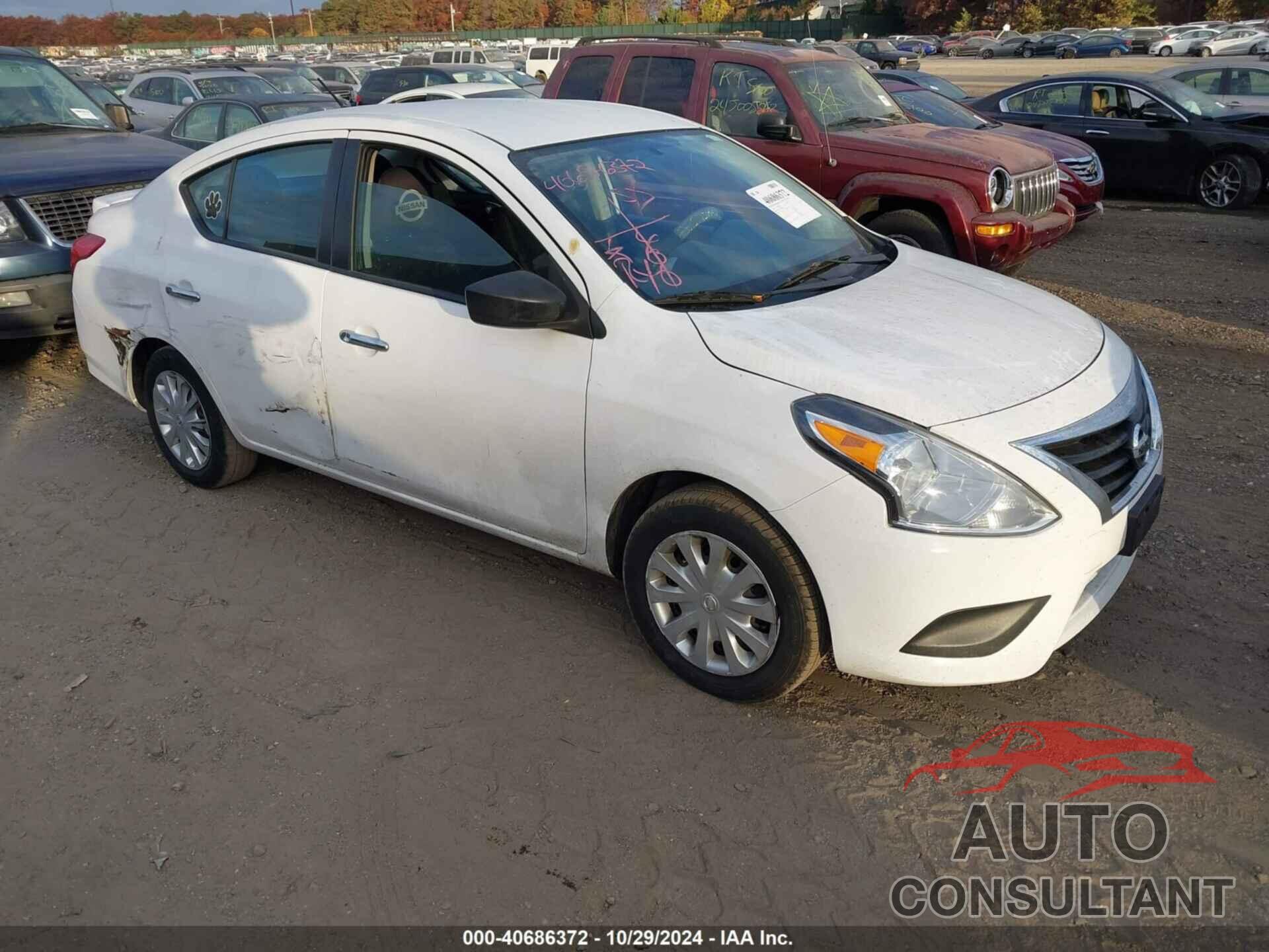 NISSAN VERSA 2019 - 3N1CN7AP4KL860138