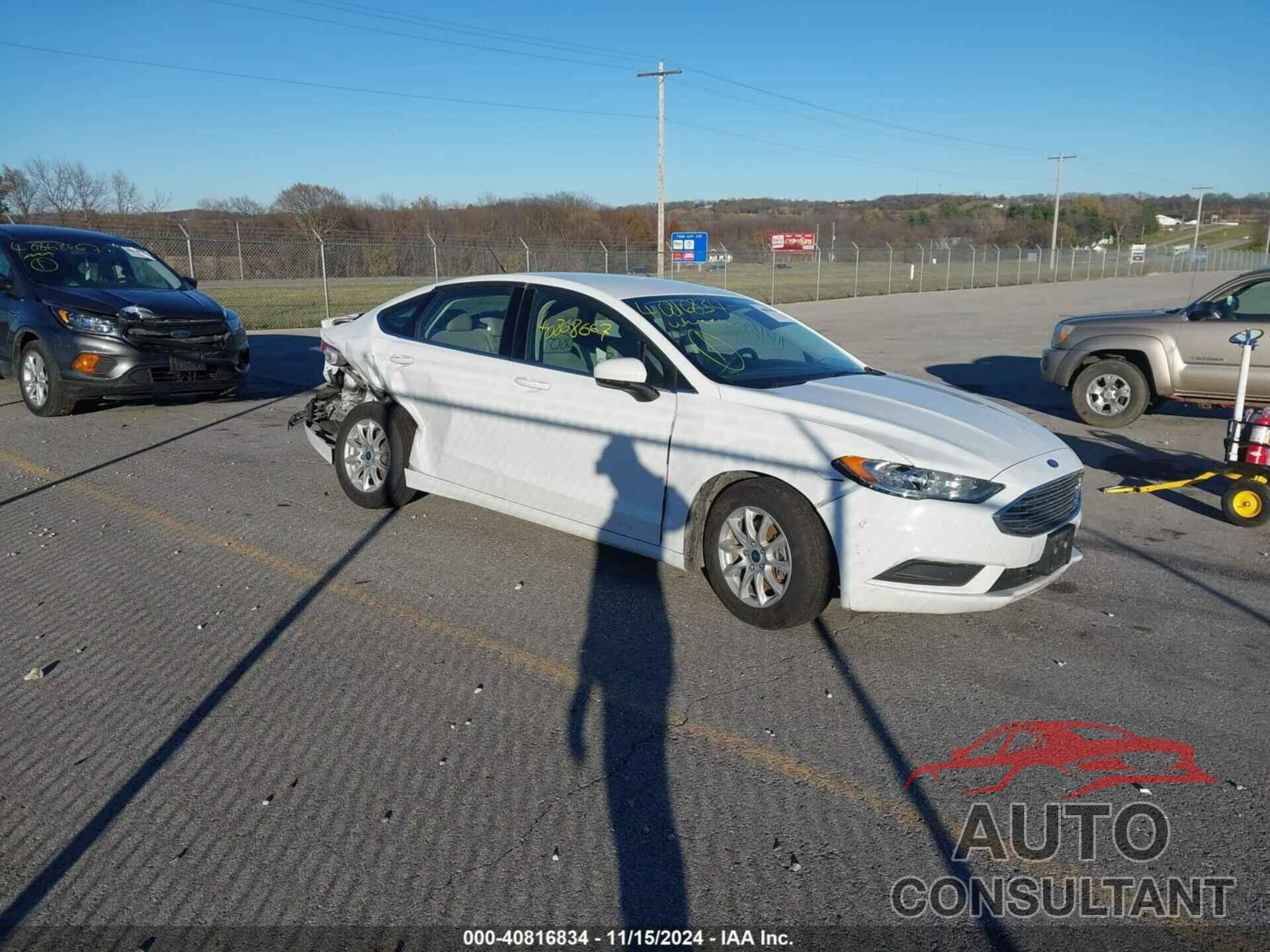 FORD FUSION 2018 - 3FA6P0G77JR272948