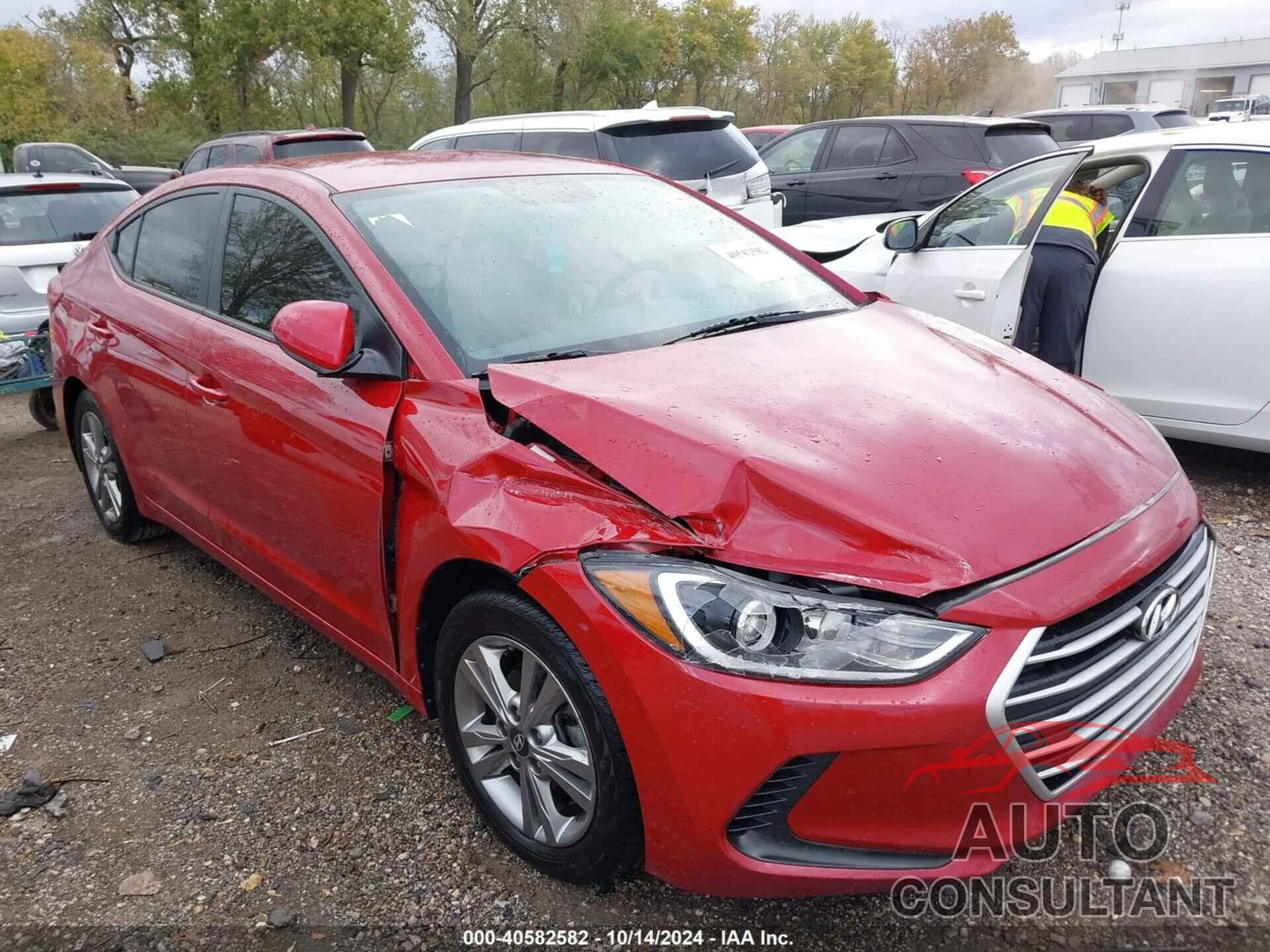 HYUNDAI ELANTRA 2018 - KMHD84LF0JU614201