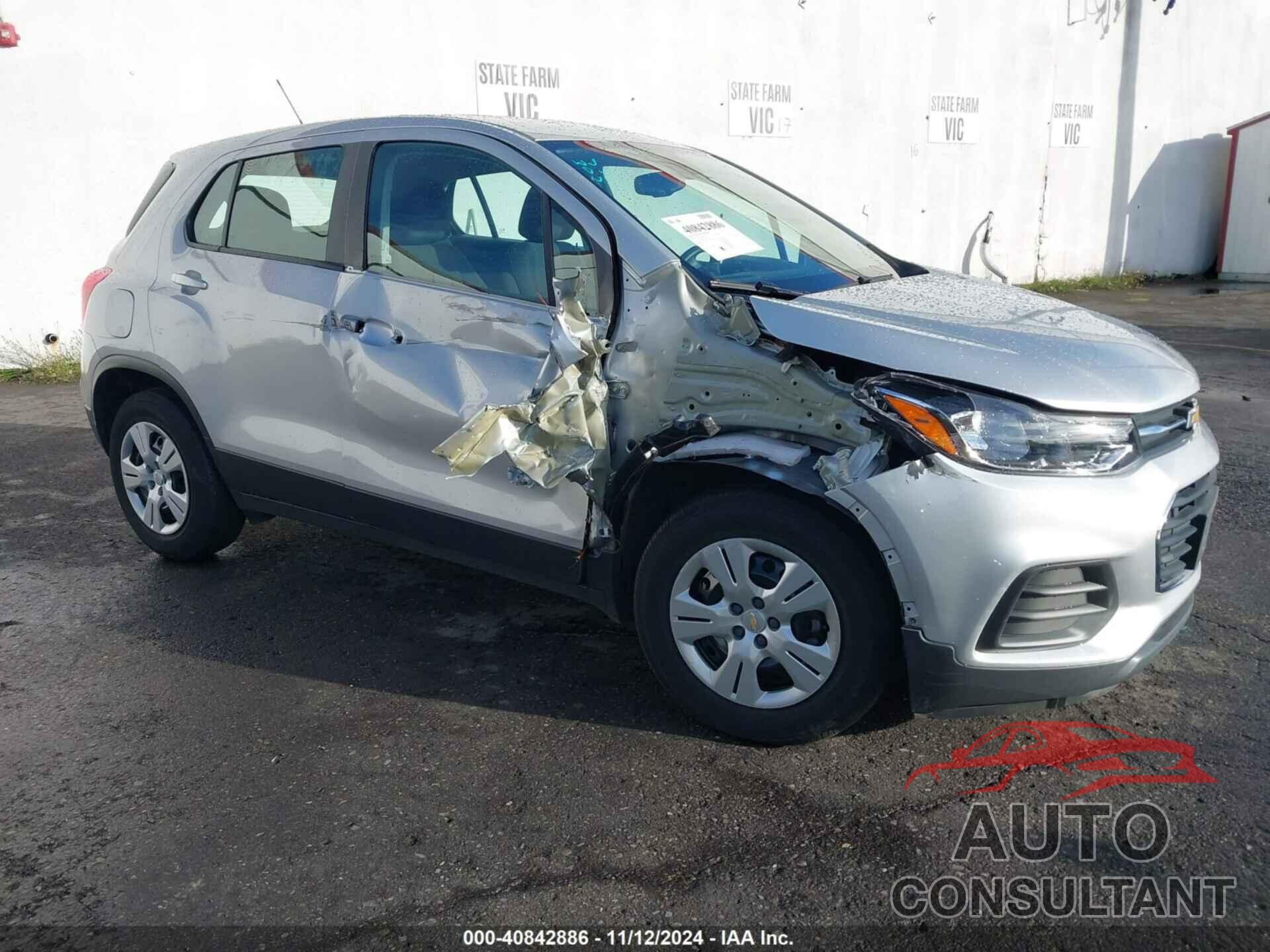CHEVROLET TRAX 2018 - 3GNCJKSB3JL418469