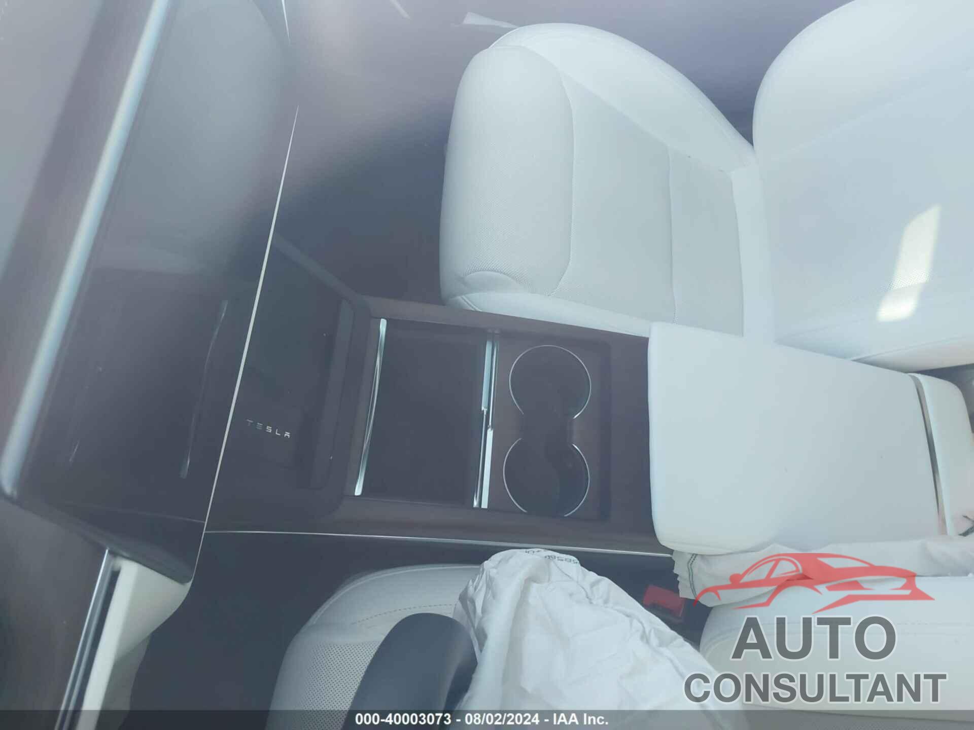 TESLA MODEL X 2023 - 7SAXCAE52PF390081