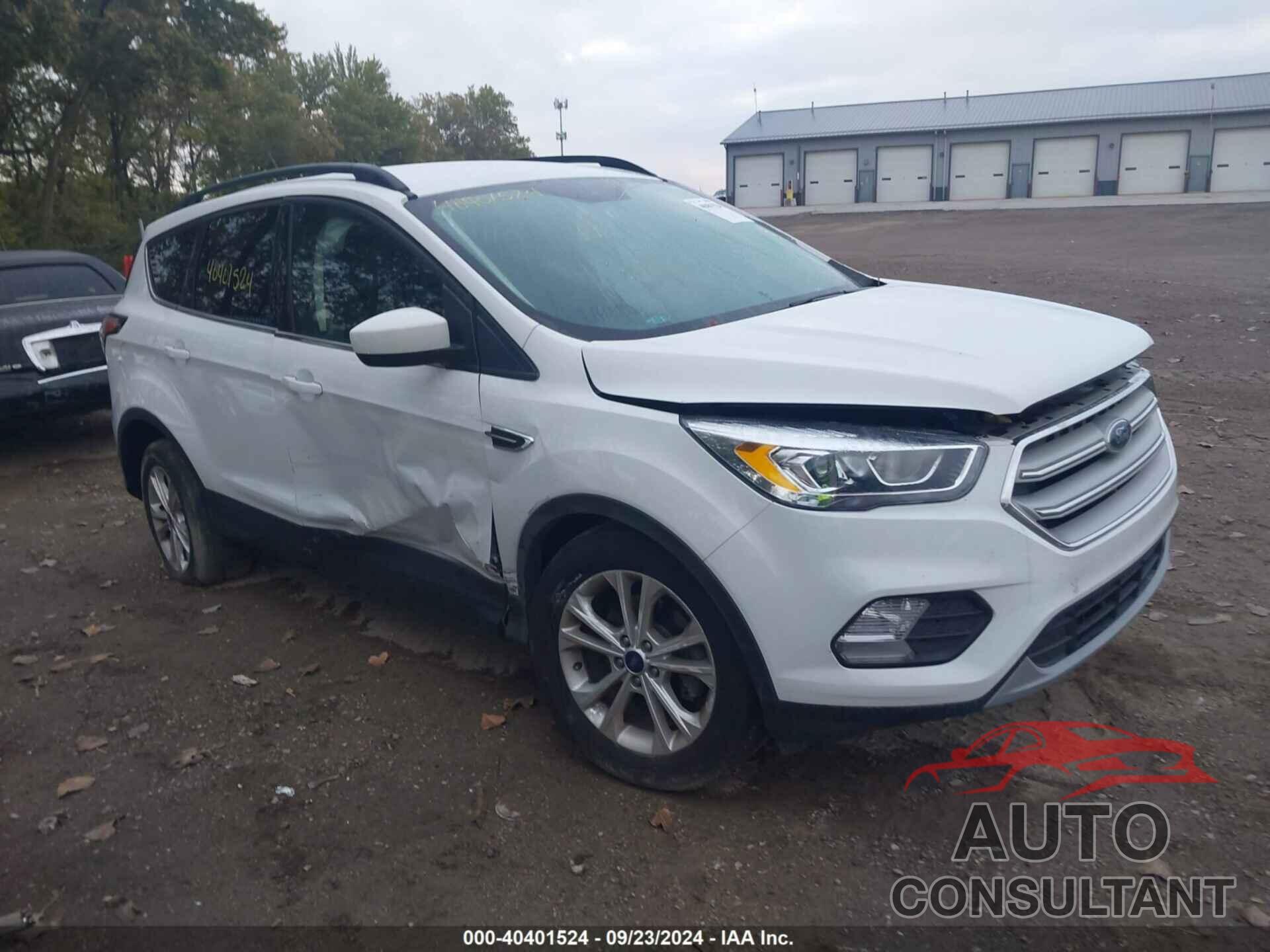 FORD ESCAPE 2018 - 1FMCU0HD3JUB39375