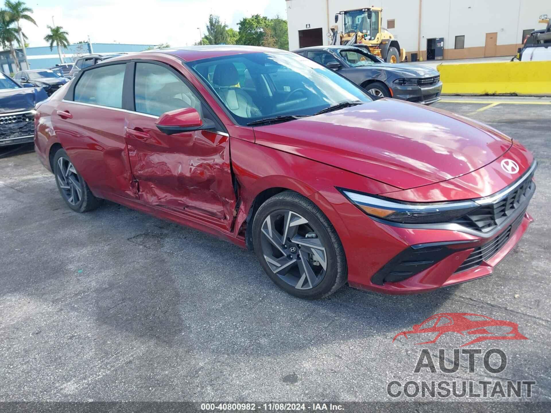 HYUNDAI ELANTRA 2024 - KMHLP4DG2RU756342