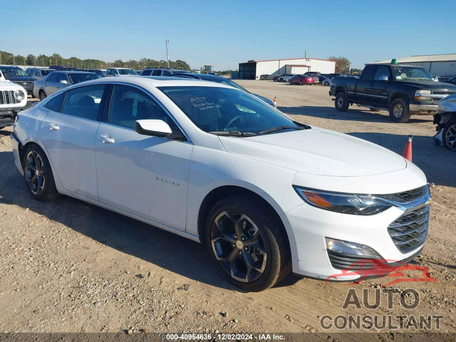 CHEVROLET MALIBU 2024 - 1G1ZD5ST7RF106447