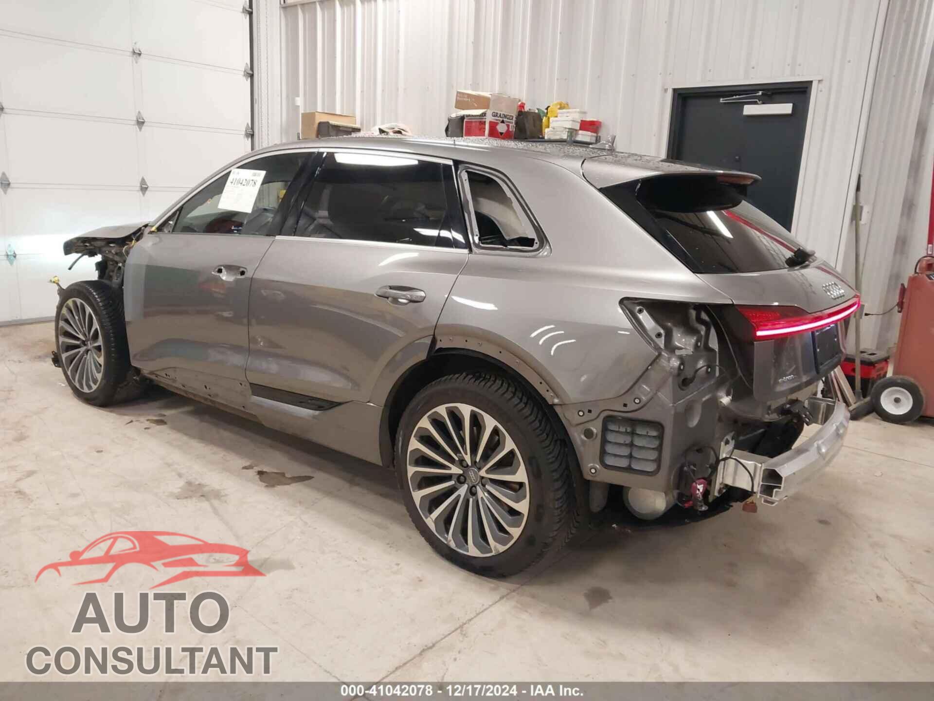AUDI E-TRON 2019 - WA1VABGE0KB009444