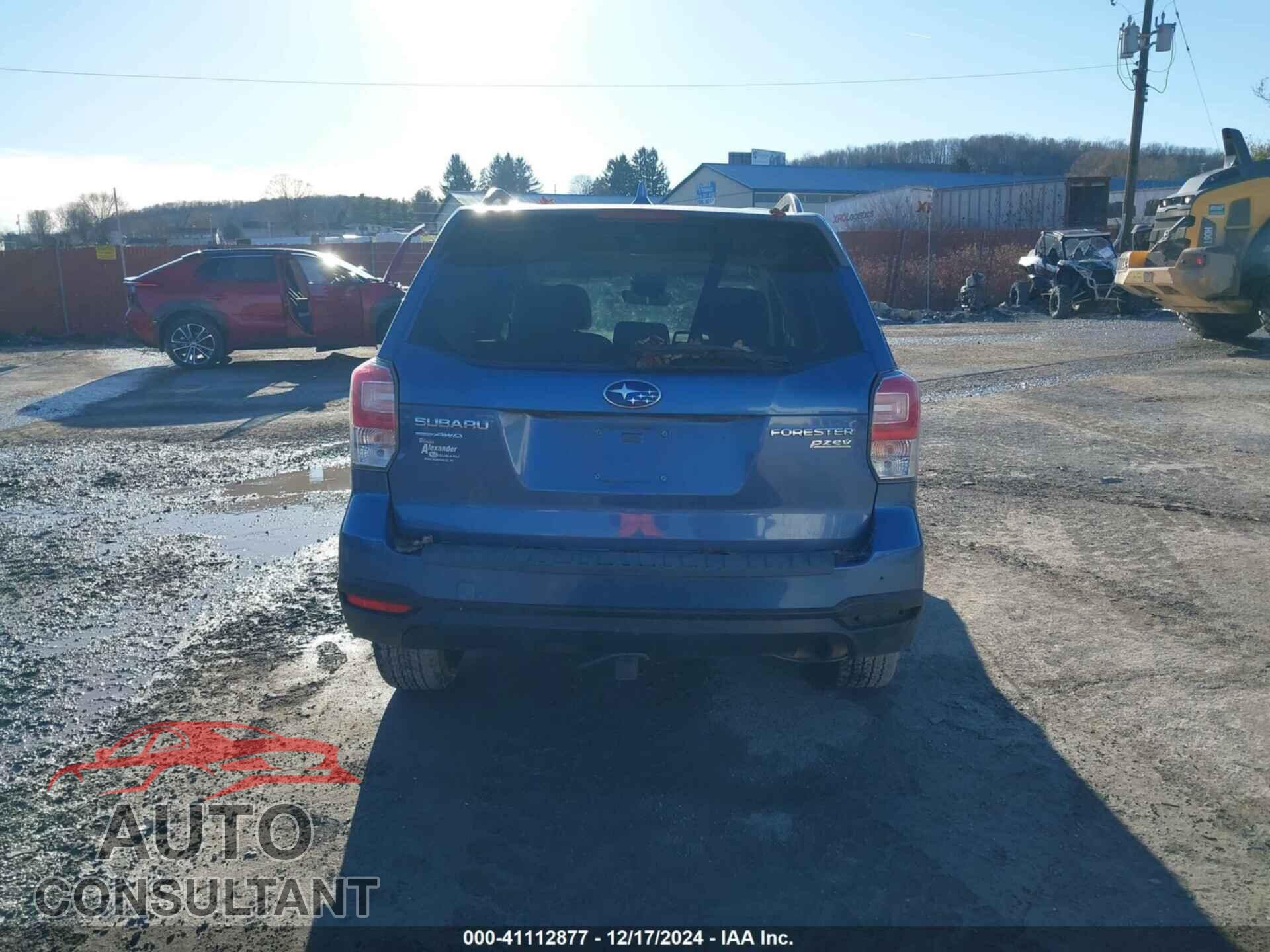 SUBARU FORESTER 2017 - JF2SJAEC2HH568439