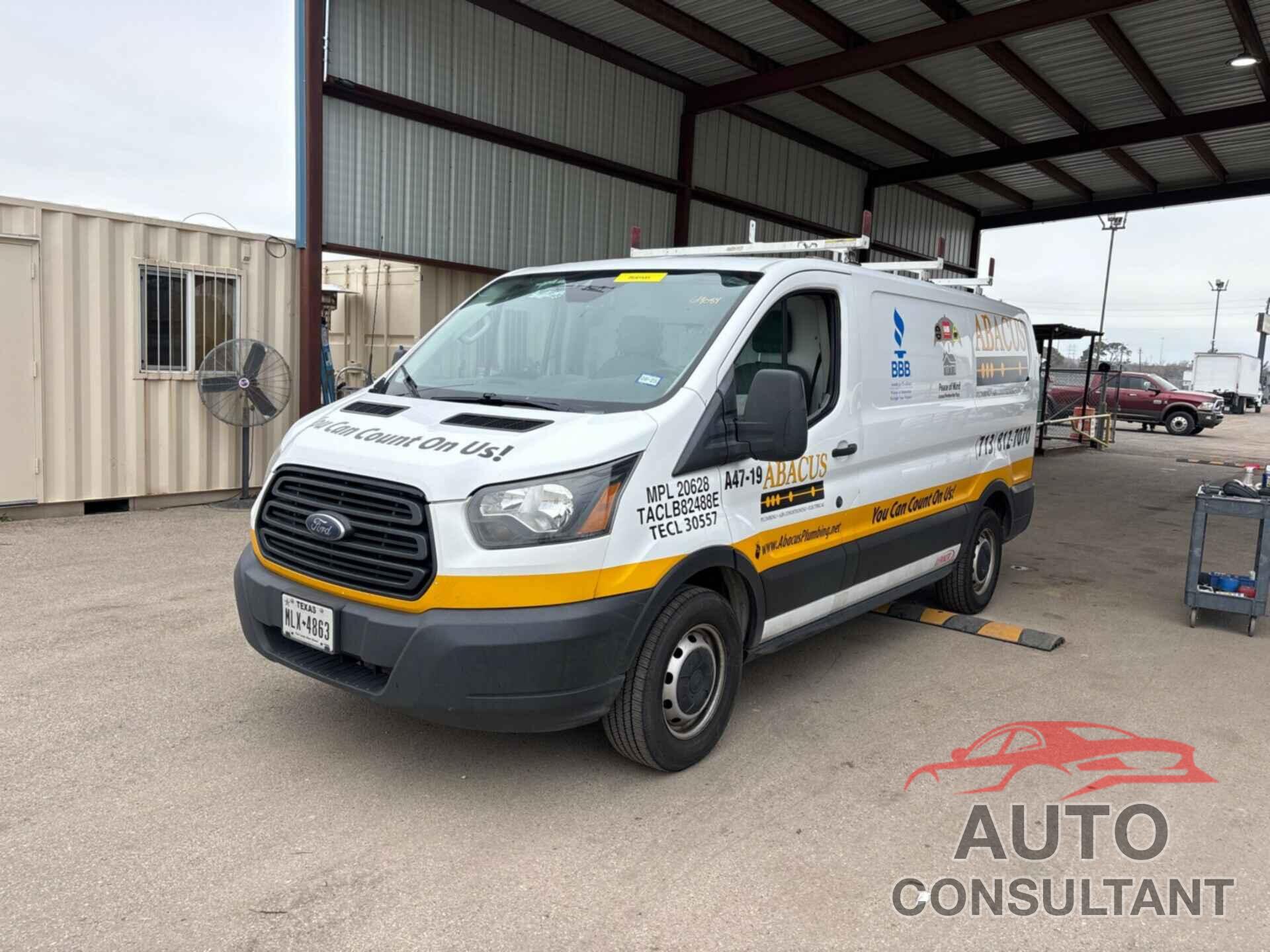 FORD TRANSIT-150 2019 - 1FTYE1YM0KKA66315