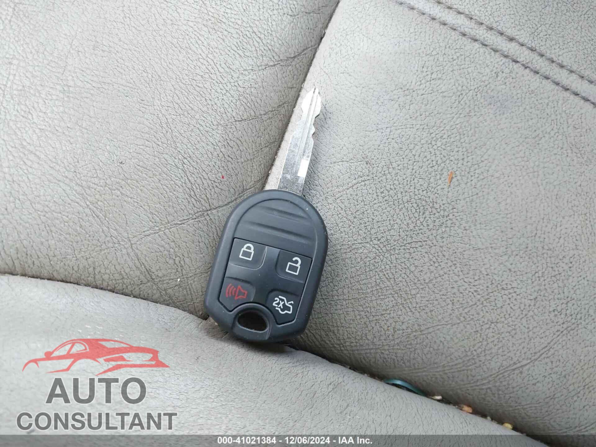 FORD EDGE 2011 - 2FMDK3JC7BBB37763