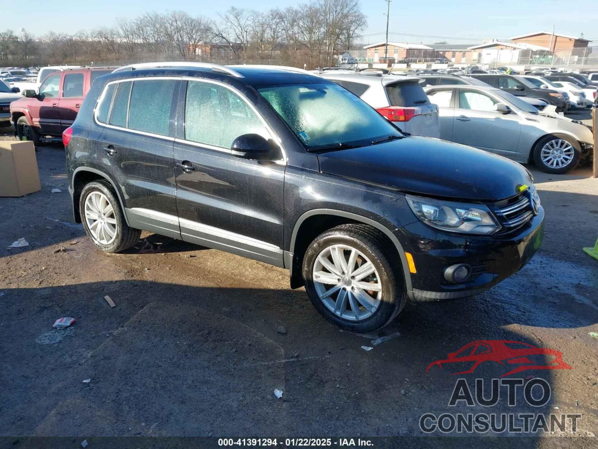 VOLKSWAGEN TIGUAN 2016 - WVGBV7AX3GW522378