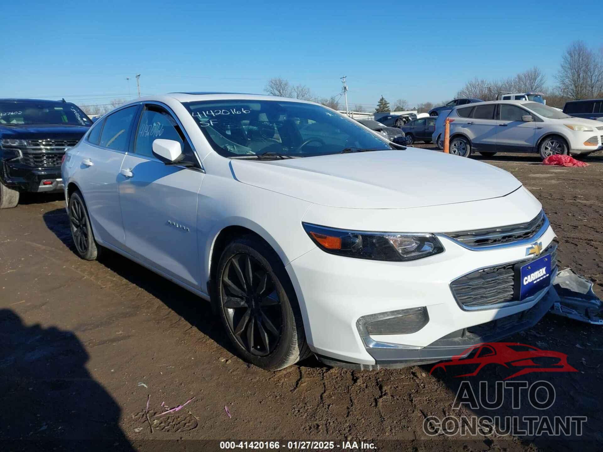 CHEVROLET MALIBU 2017 - 1G1ZE5ST9HF252750