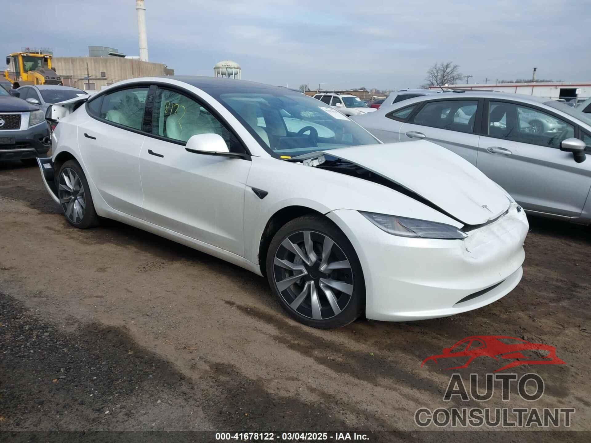 TESLA MODEL 3 2025 - 5YJ3E1EB3SF899746