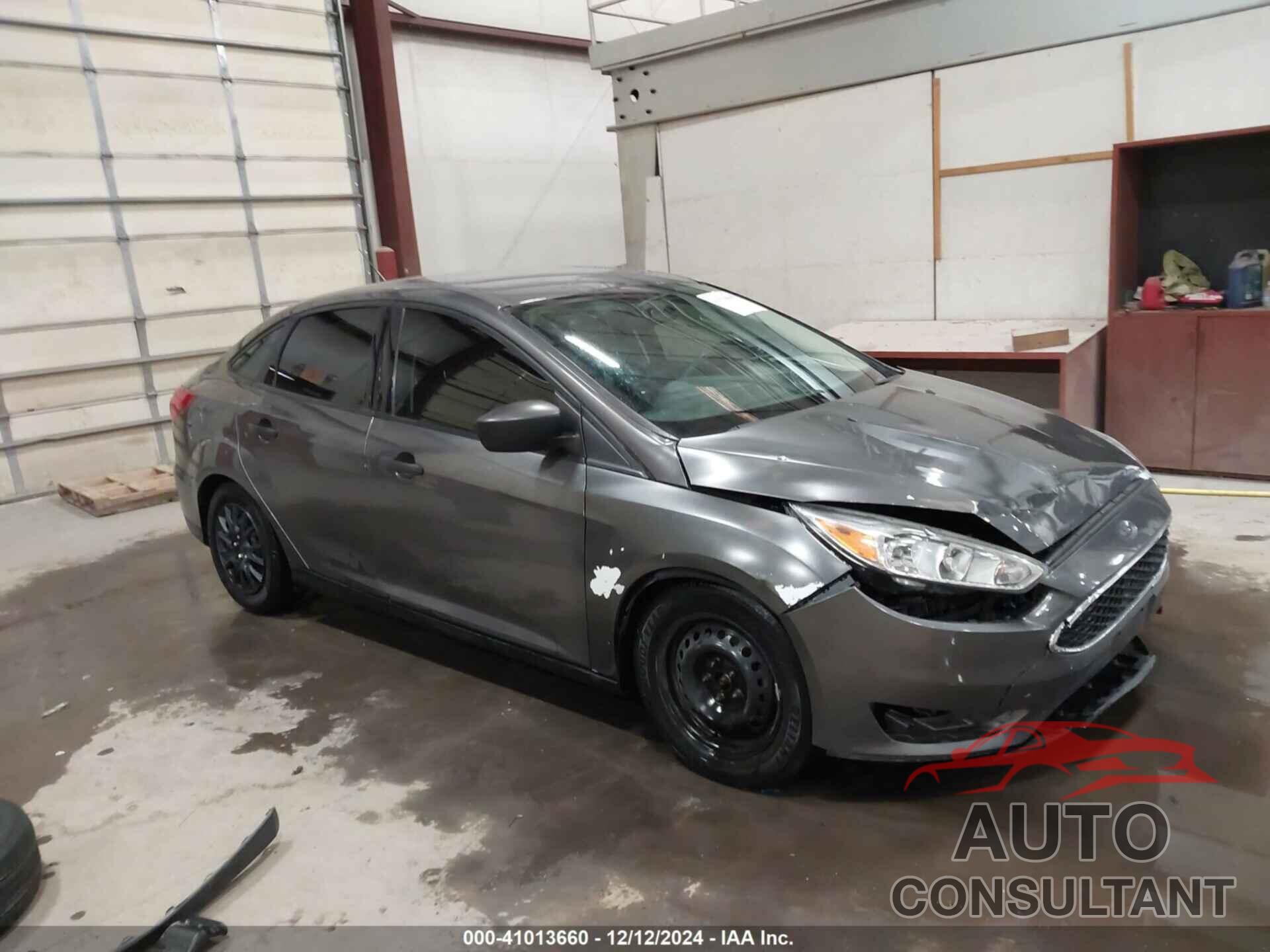 FORD FOCUS 2015 - 1FADP3E23FL364225