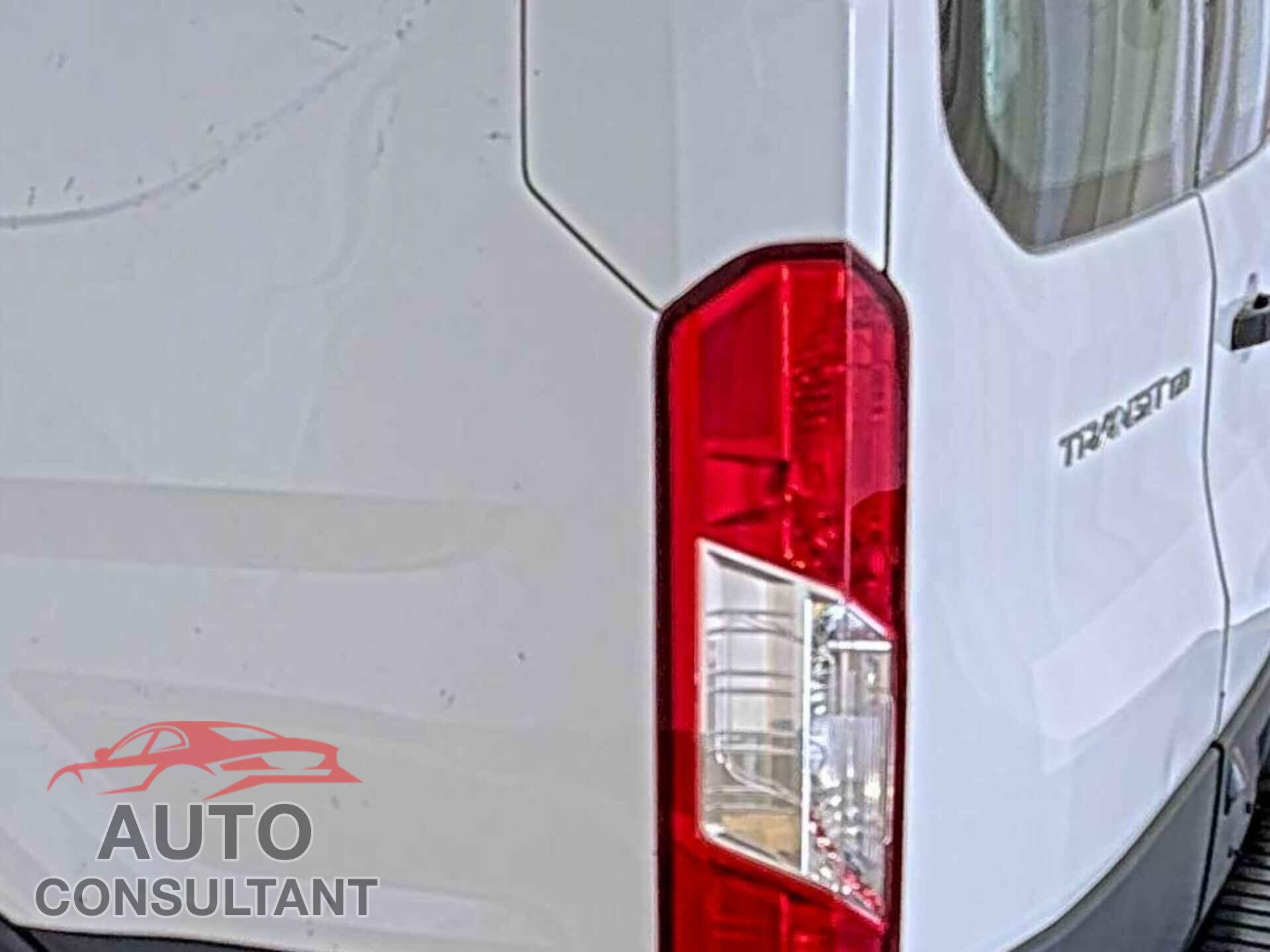 FORD TRANSIT 2017 - 1FTYE1YM8HKA82254