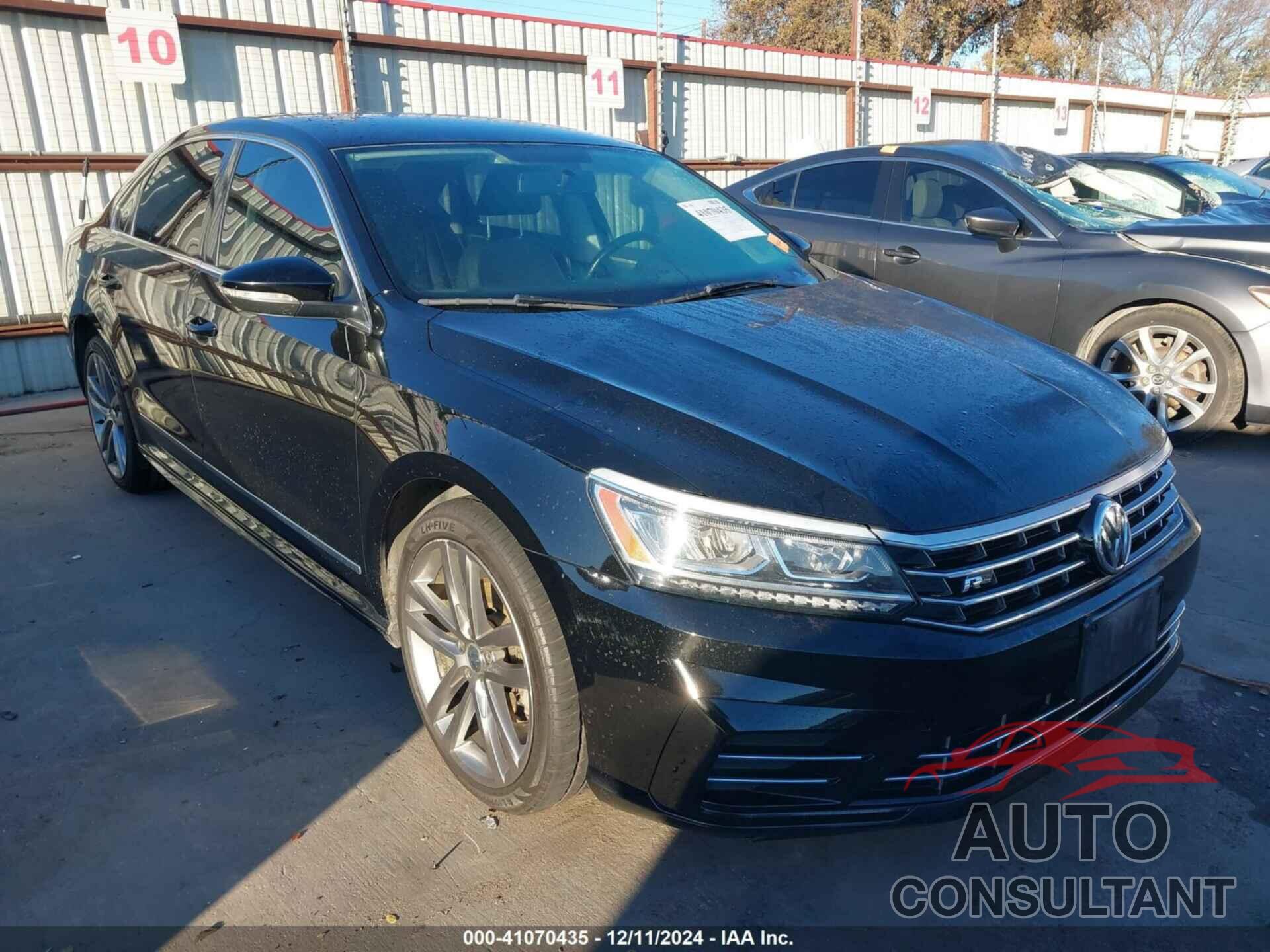 VOLKSWAGEN PASSAT 2016 - 1VWAS7A31GC060715