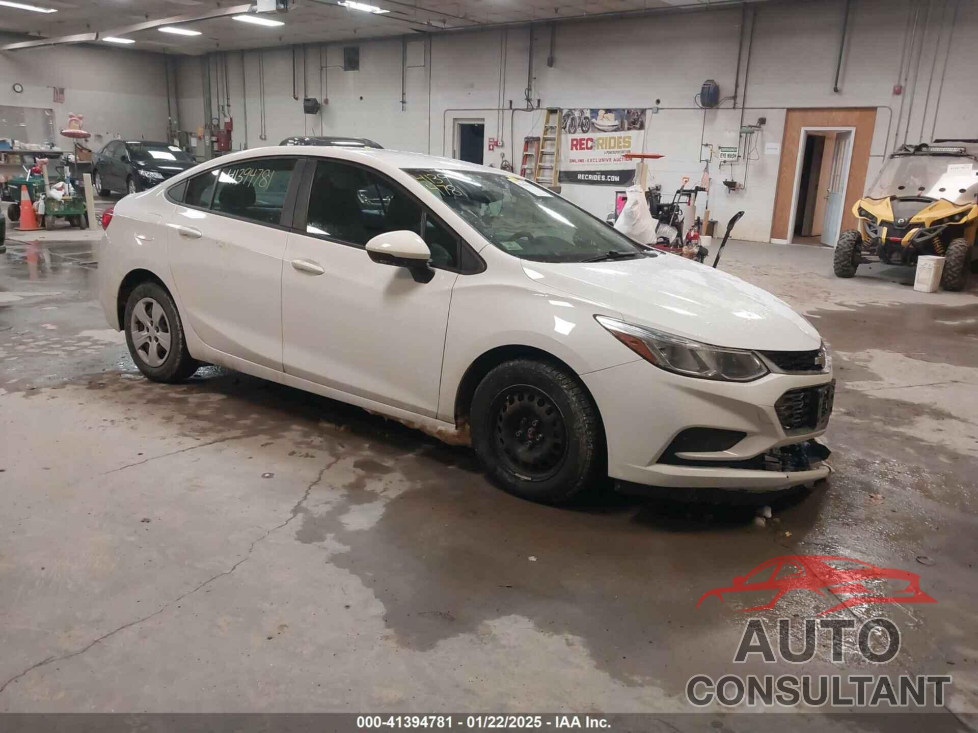 CHEVROLET CRUZE 2018 - 1G1BC5SM1J7226708