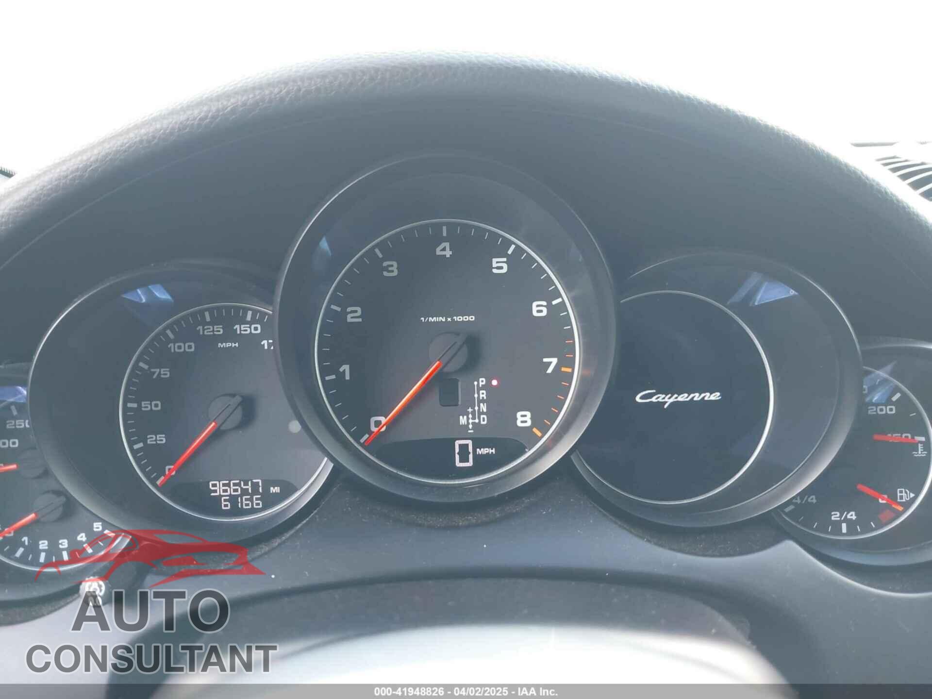 PORSCHE CAYENNE 2017 - WP1AA2A24HKA81452