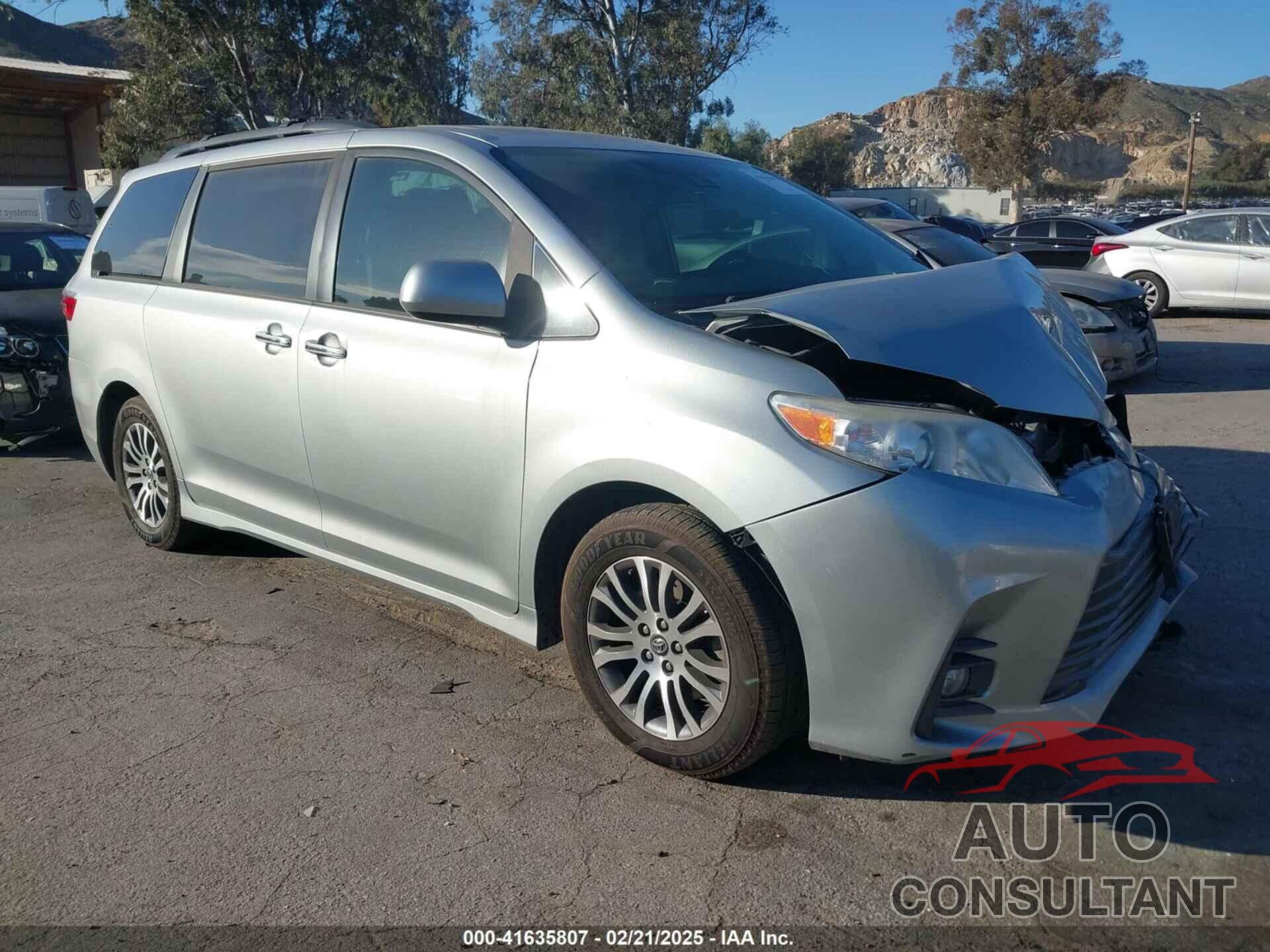 TOYOTA SIENNA 2020 - 5TDYZ3DC0LS049229
