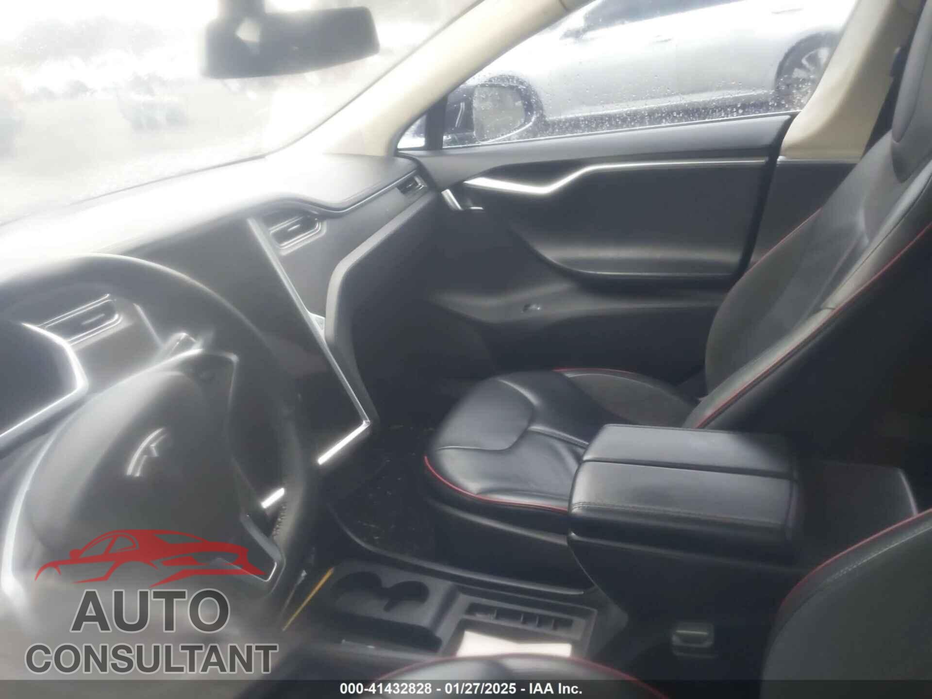 TESLA MODEL S 2013 - 5YJSA1DPXDFP10081