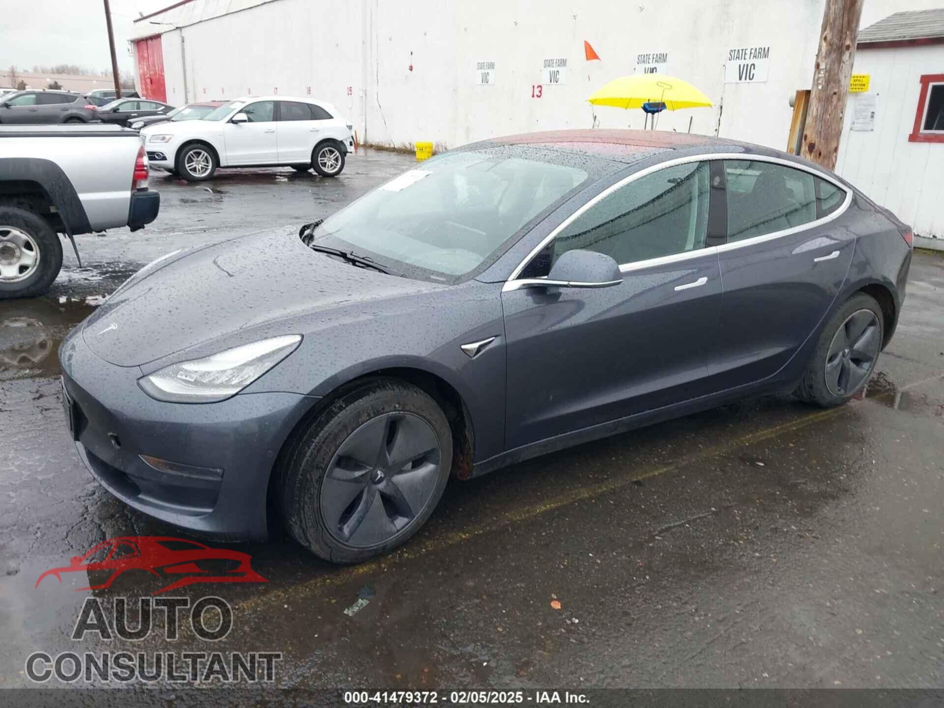 TESLA MODEL 3 2018 - 5YJ3E1EA5JF053754