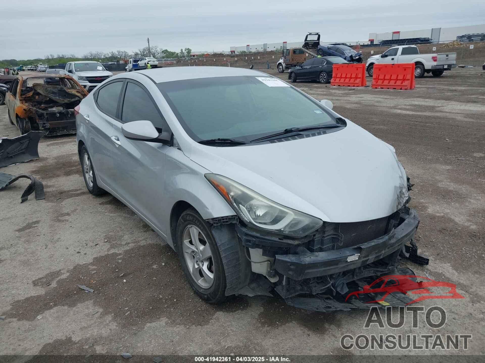 HYUNDAI ELANTRA 2014 - 5NPDH4AE3EH494618