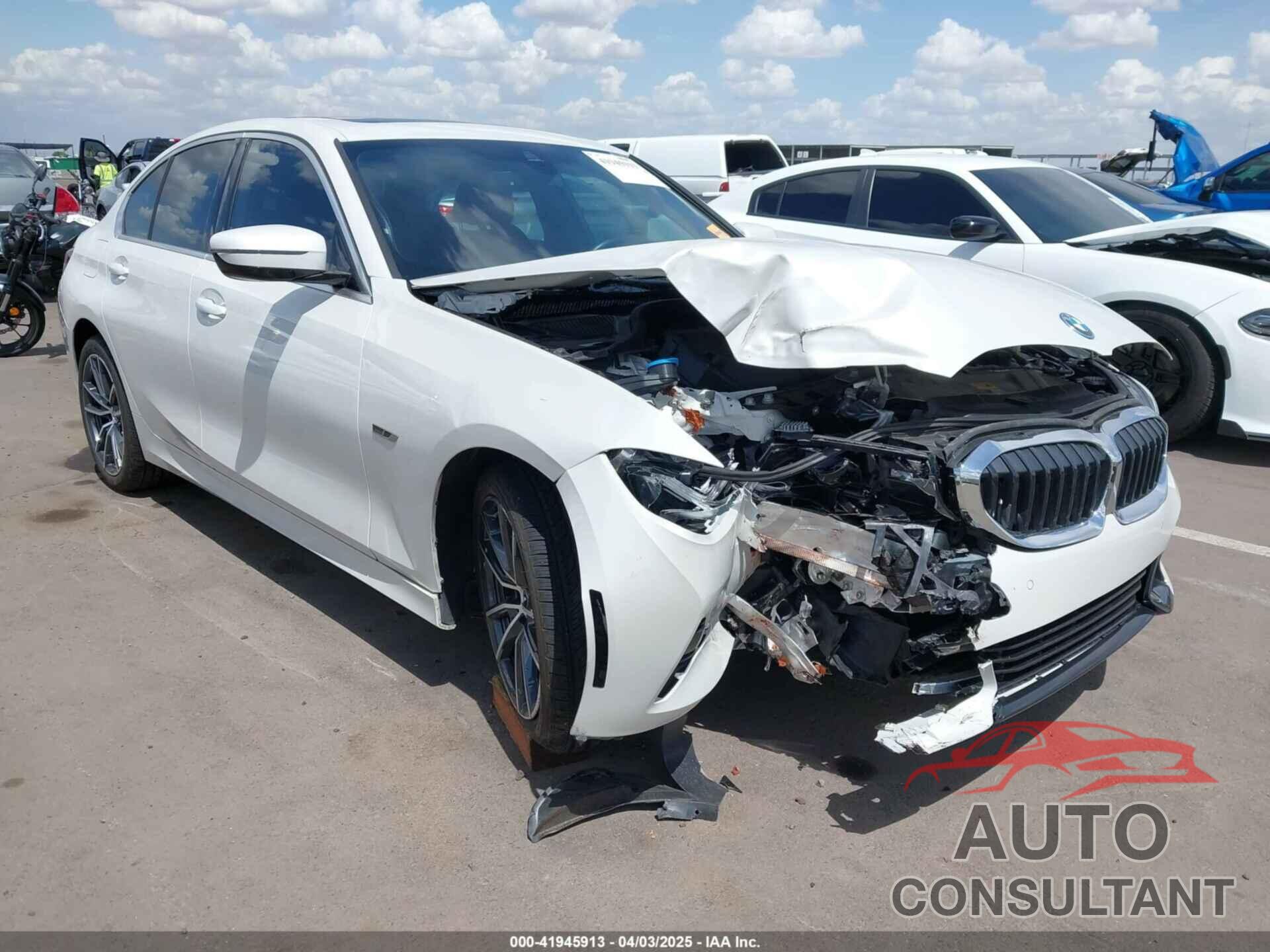 BMW 3 SERIES 2022 - 3MW5P7J03N8C32479