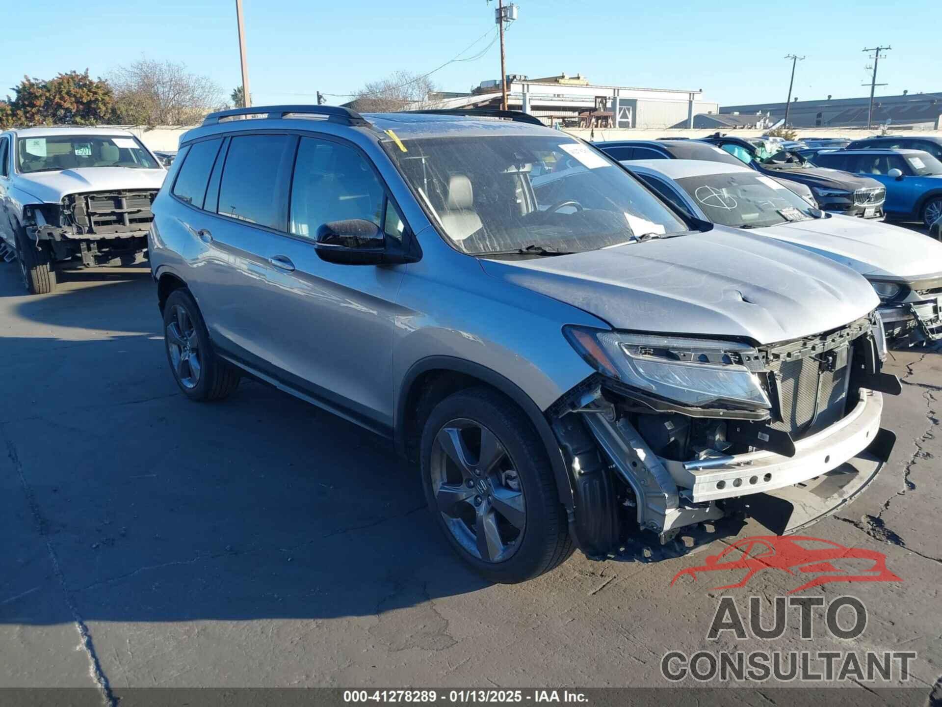 HONDA PASSPORT 2020 - 5FNYF7H98LB006504