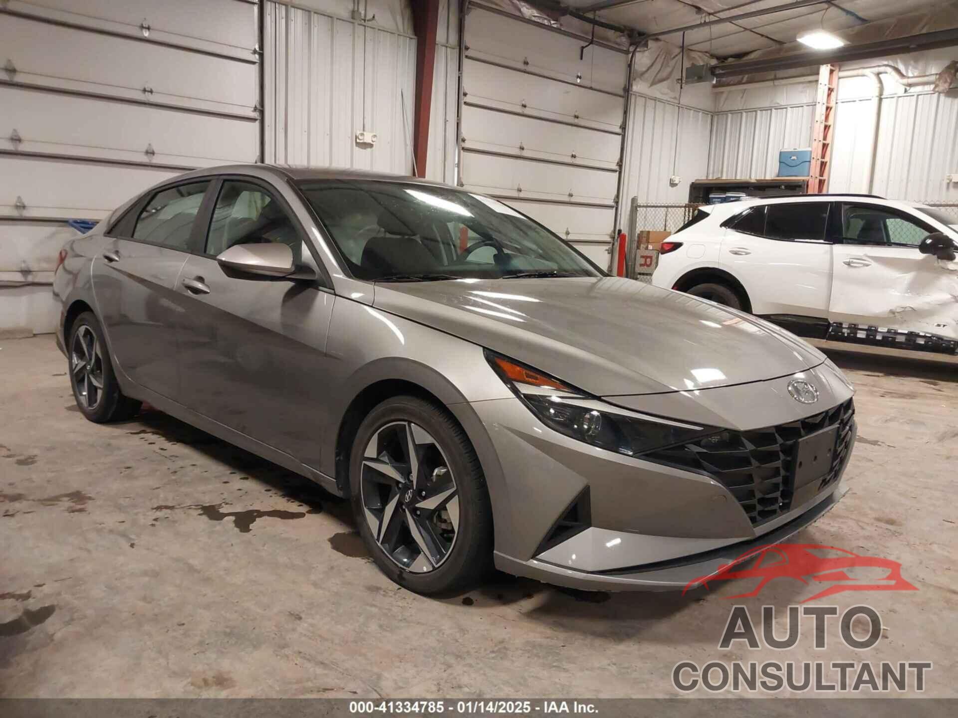 HYUNDAI ELANTRA 2023 - KMHLS4AG8PU430612