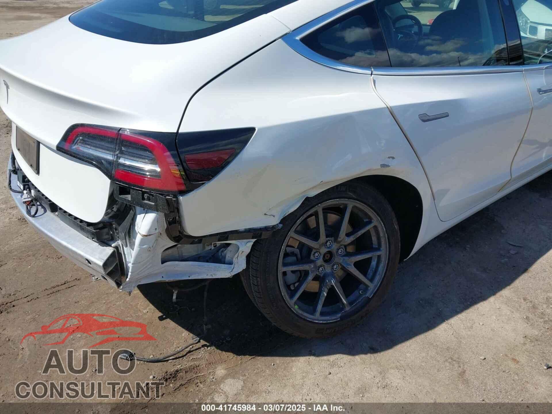 TESLA MODEL 3 2020 - 5YJ3E1EA4LF644967