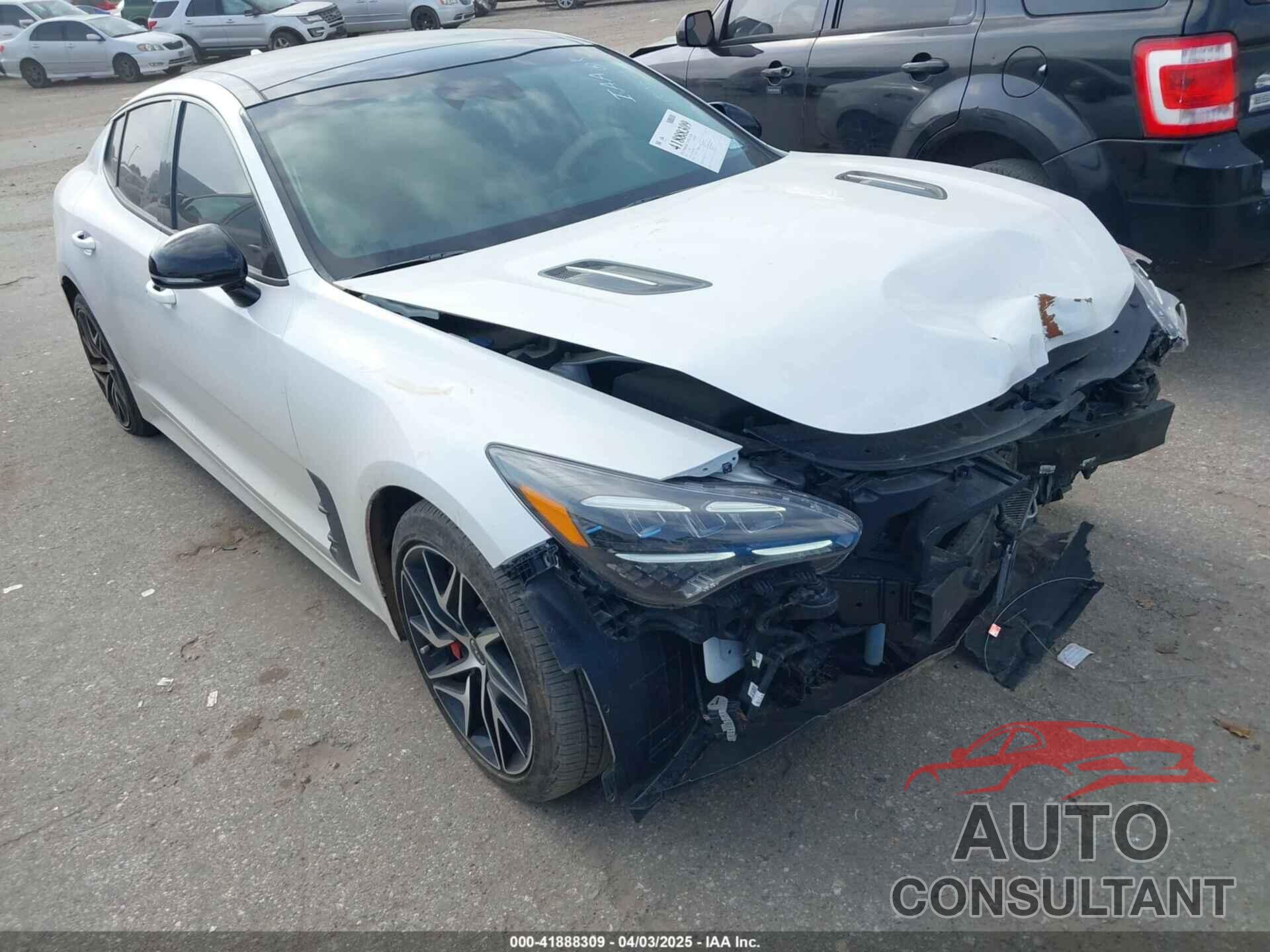 KIA STINGER 2023 - KNAE35LD6P6130376