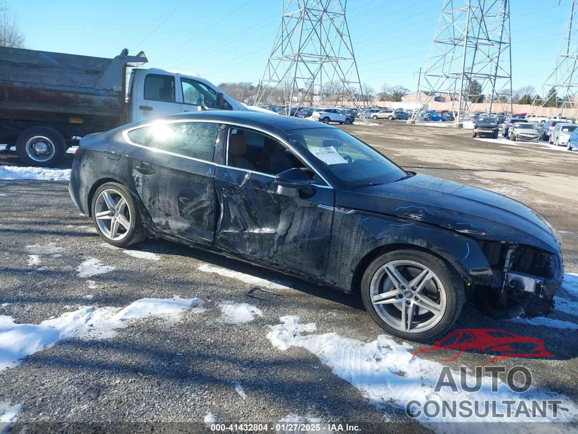 AUDI A5 SPORTBACK 2021 - WAUFACF5XMA040742