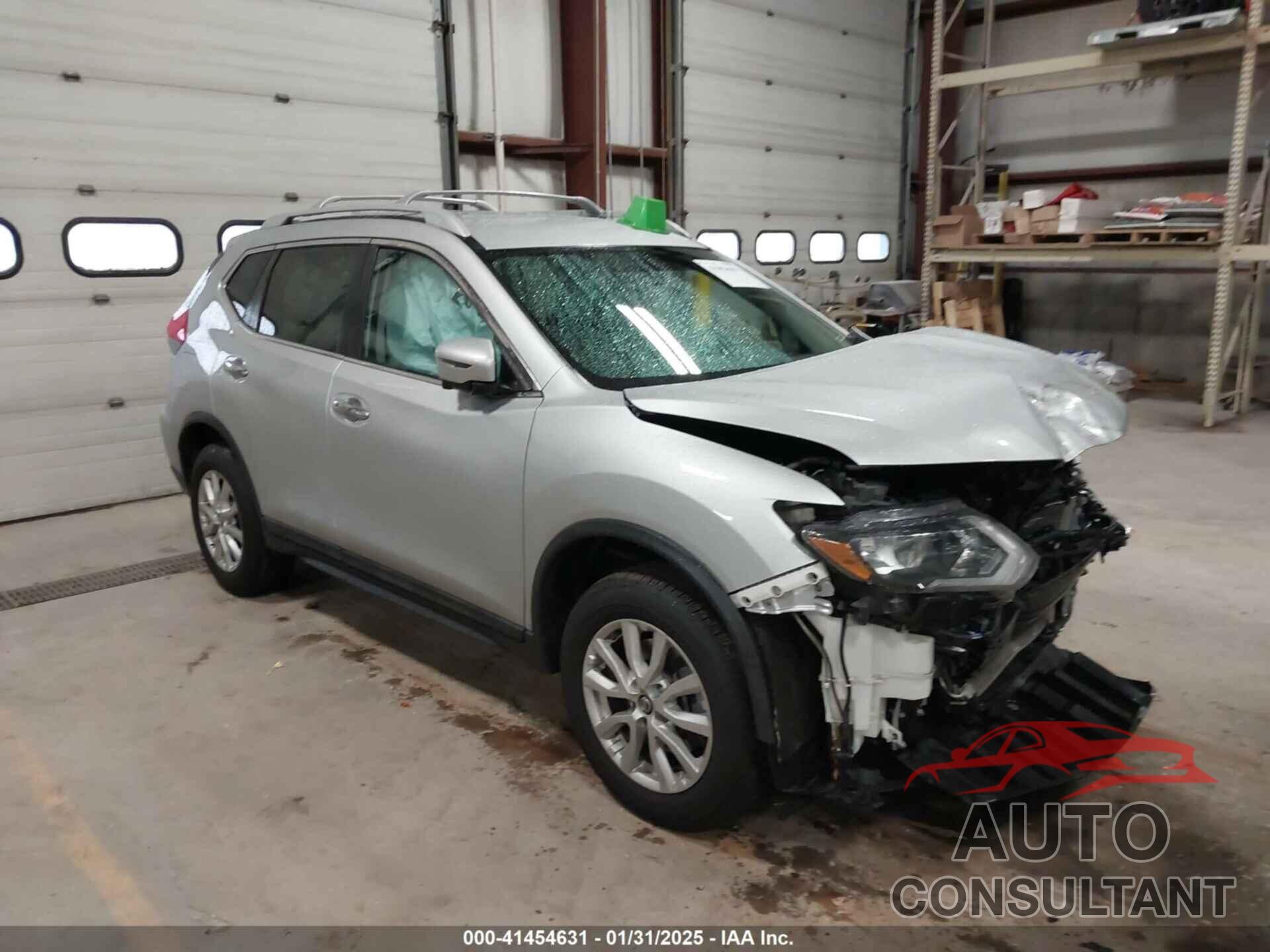 NISSAN ROGUE 2017 - 5N1AT2MM2HC755810