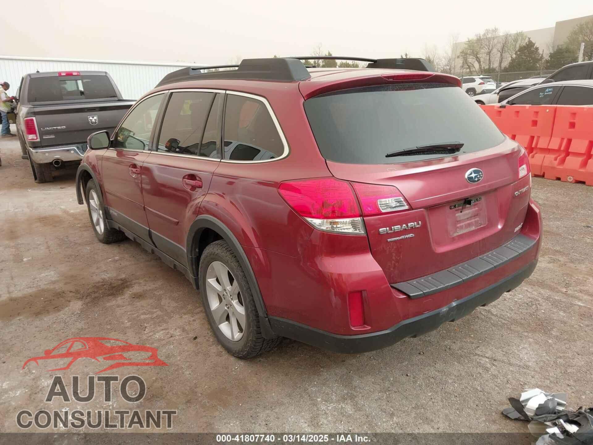 SUBARU OUTBACK 2013 - 4S4BRBCC0D3234431