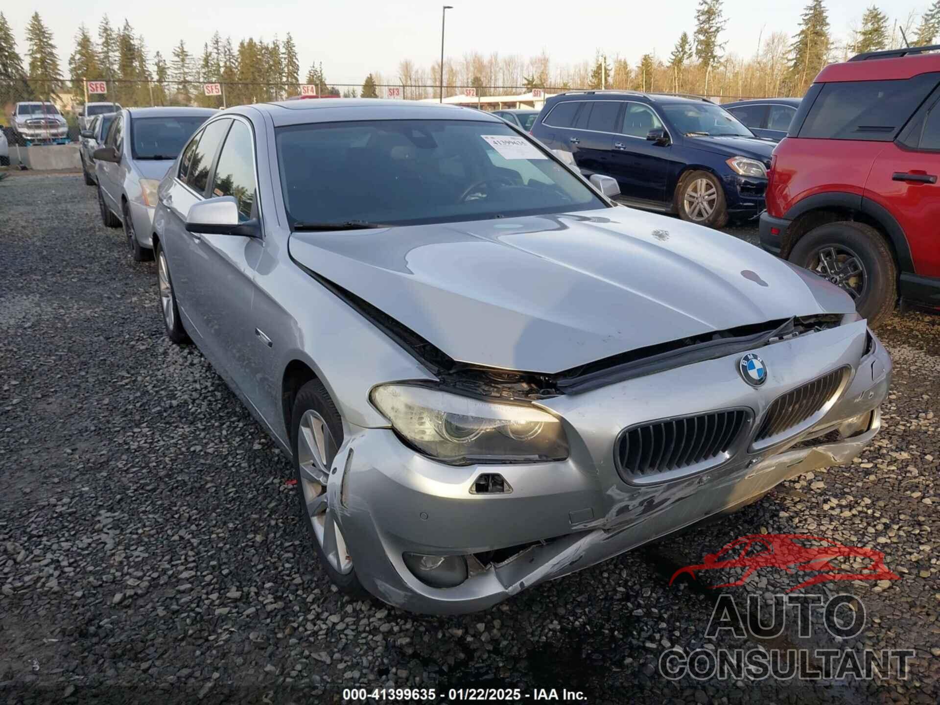 BMW 528I 2013 - WBAXH5C56DDW15613