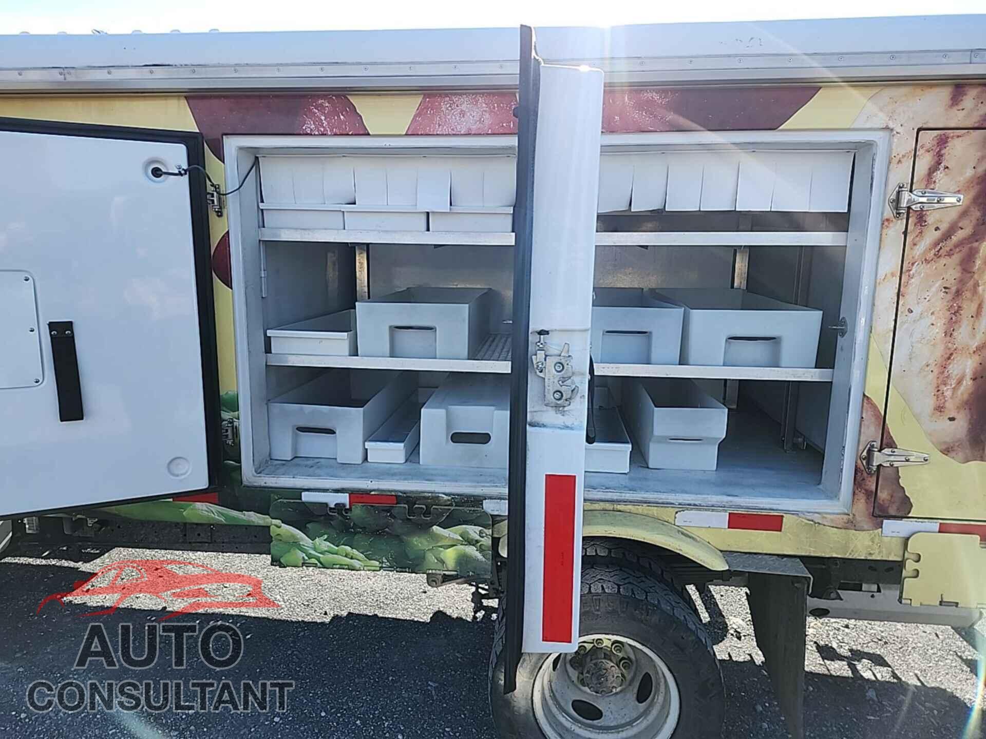 FORD ECONOLINE 2018 - 1FDXE4FS8JDC33260