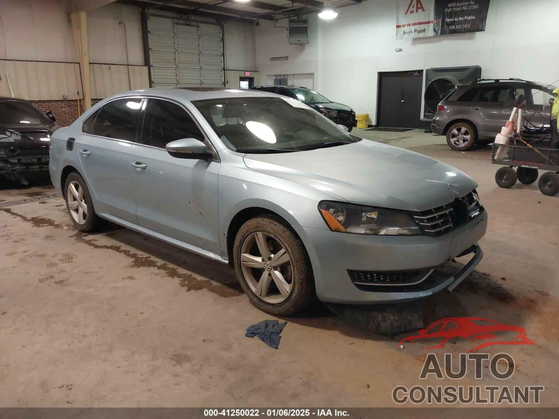 VOLKSWAGEN PASSAT 2012 - 1VWBN7A39CC102733